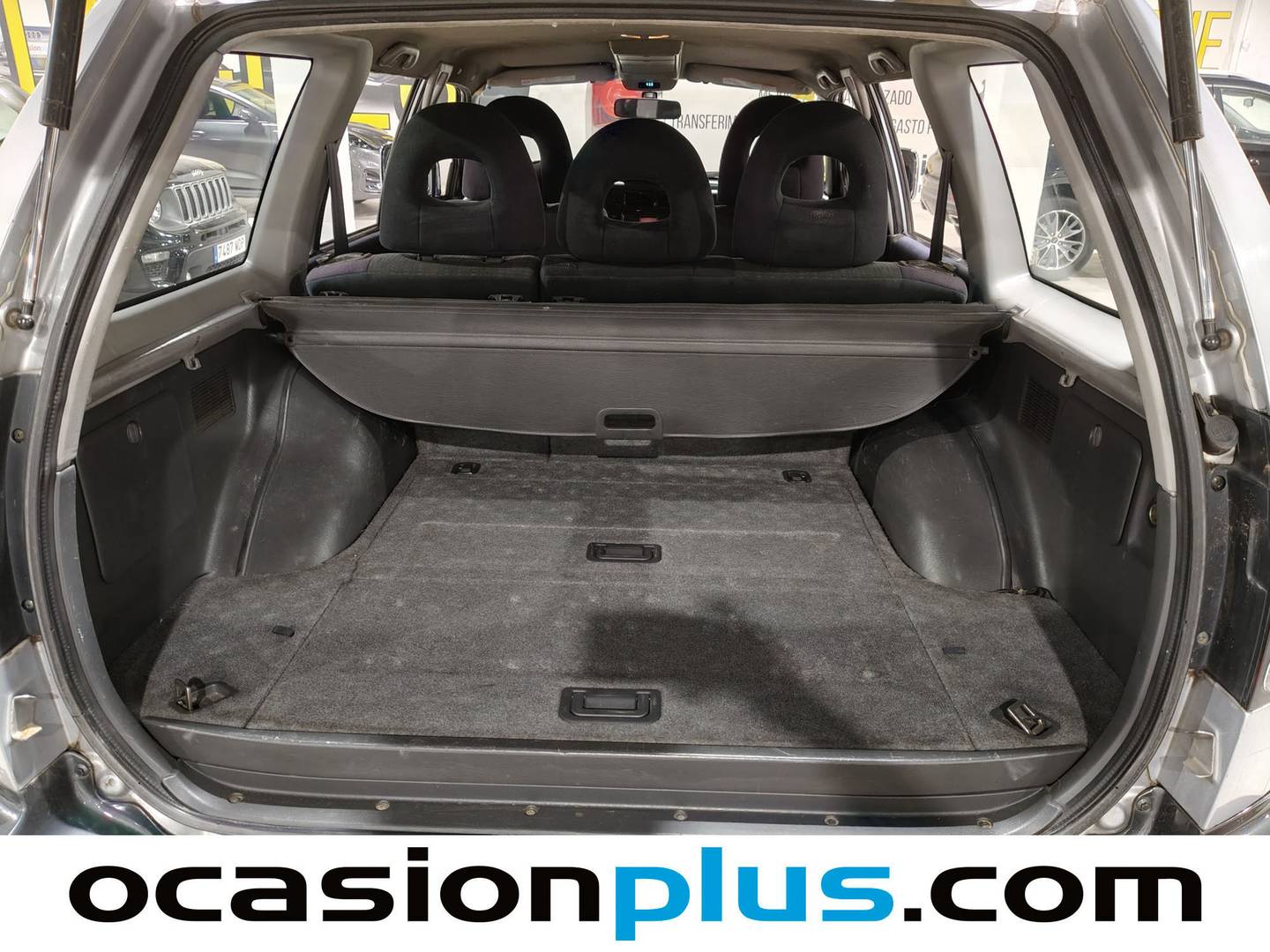 Fotos maletero Mitsubishi Montero Sport Mitsubishi Montero Sport 2.5 Tdi GLS (115 CV)