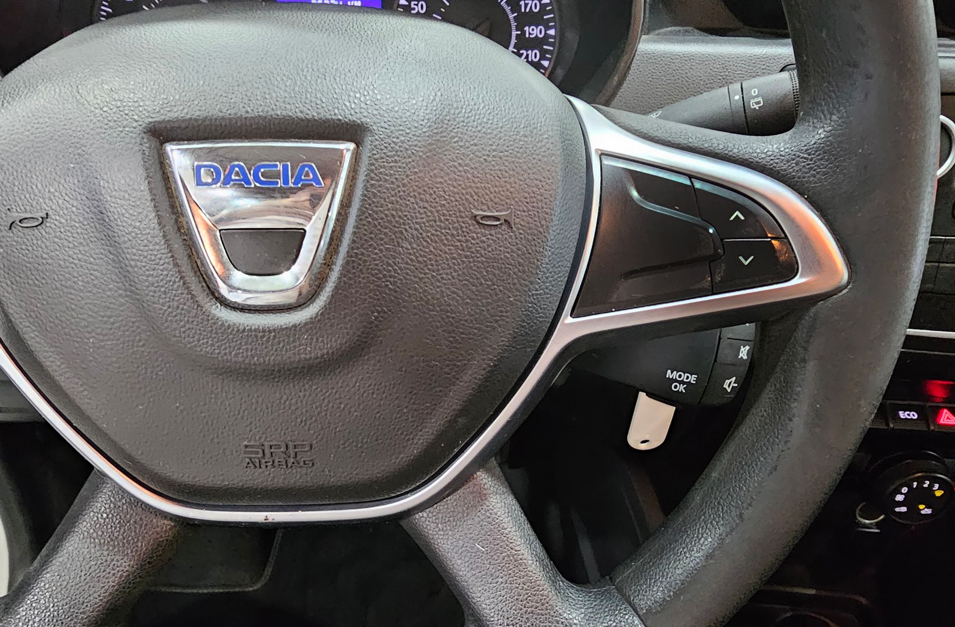 Dacia Duster Essential TCe - foto 21