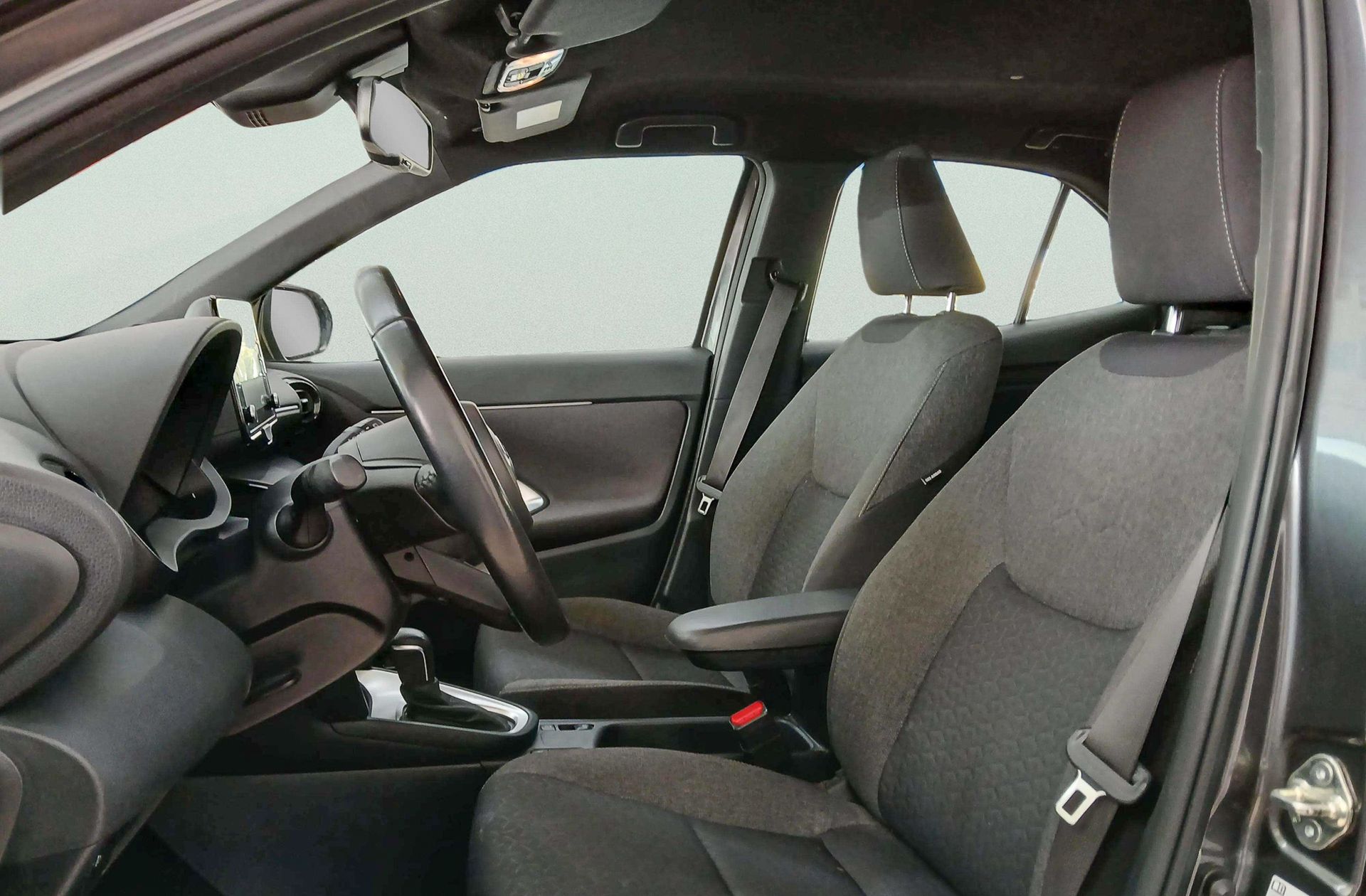 Toyota Yaris Cross 120H Active Tech - foto 9