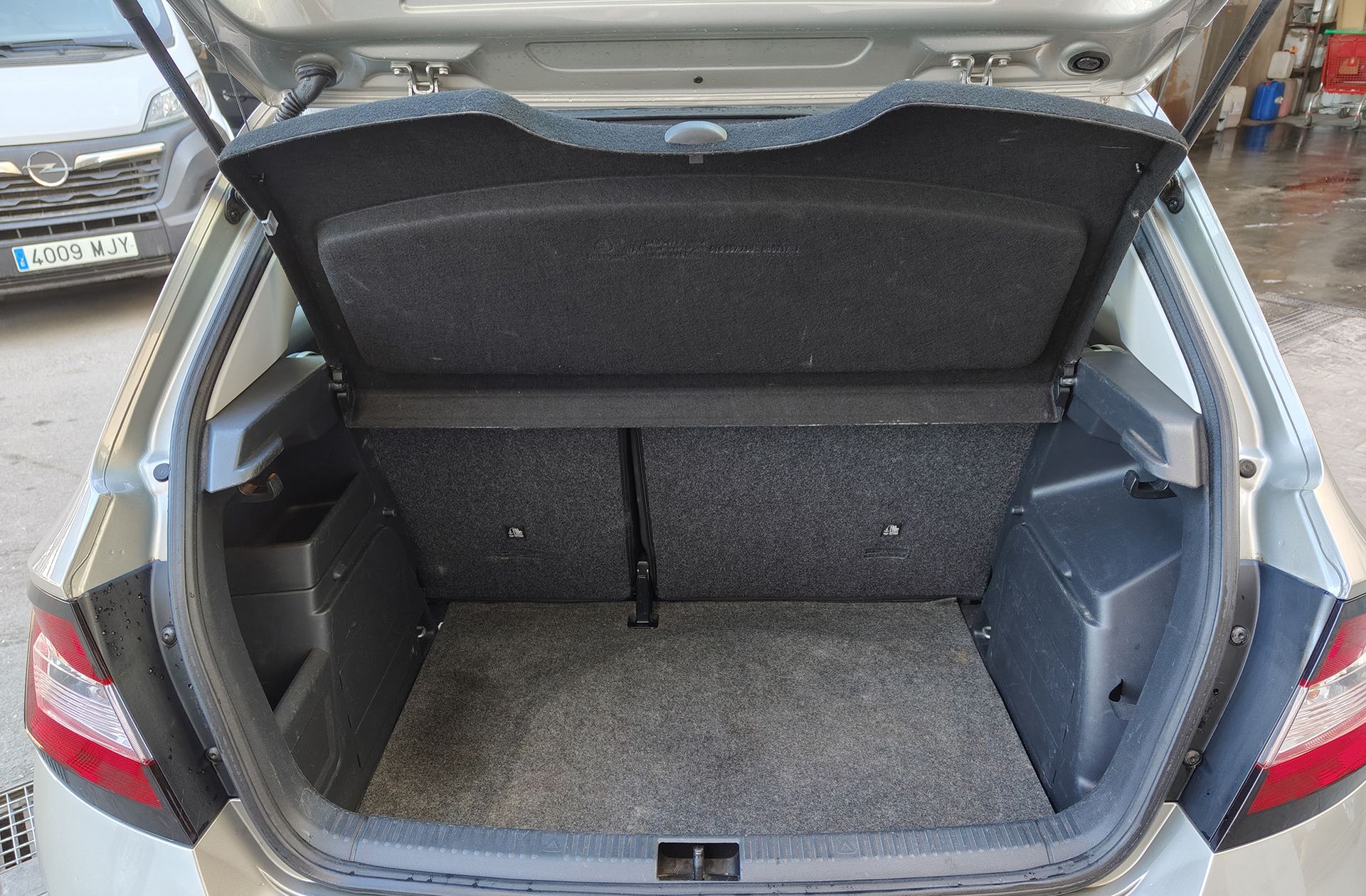 Škoda Fabia 1.0 MPI Business - foto 14
