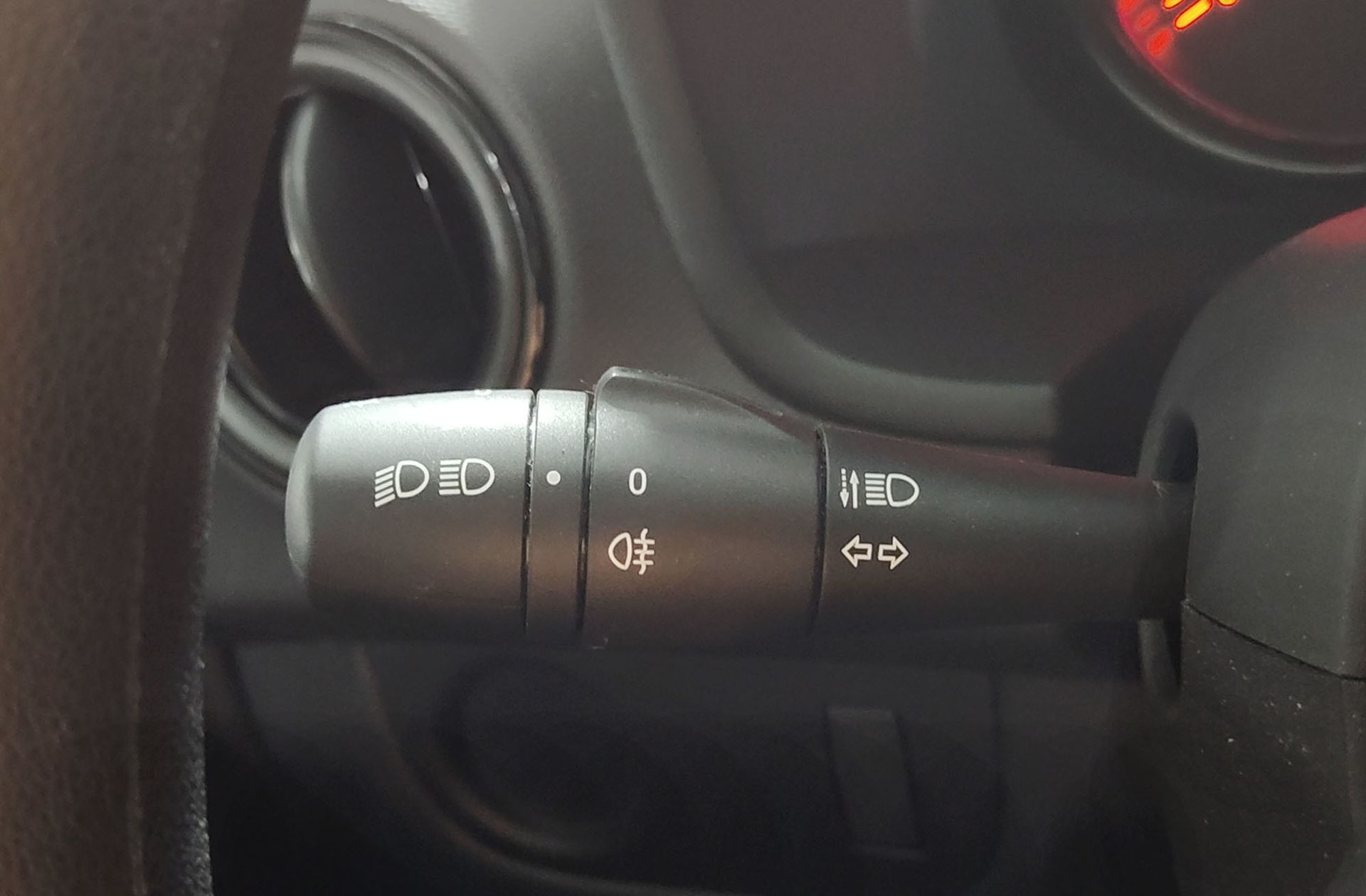 Dacia Sandero Base 1.0 - foto 19