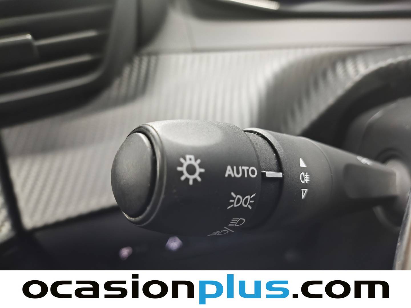 Peugeot 208 Peugeot 208 Allure Hybrid eDCS6 (100 CV) de ocasión