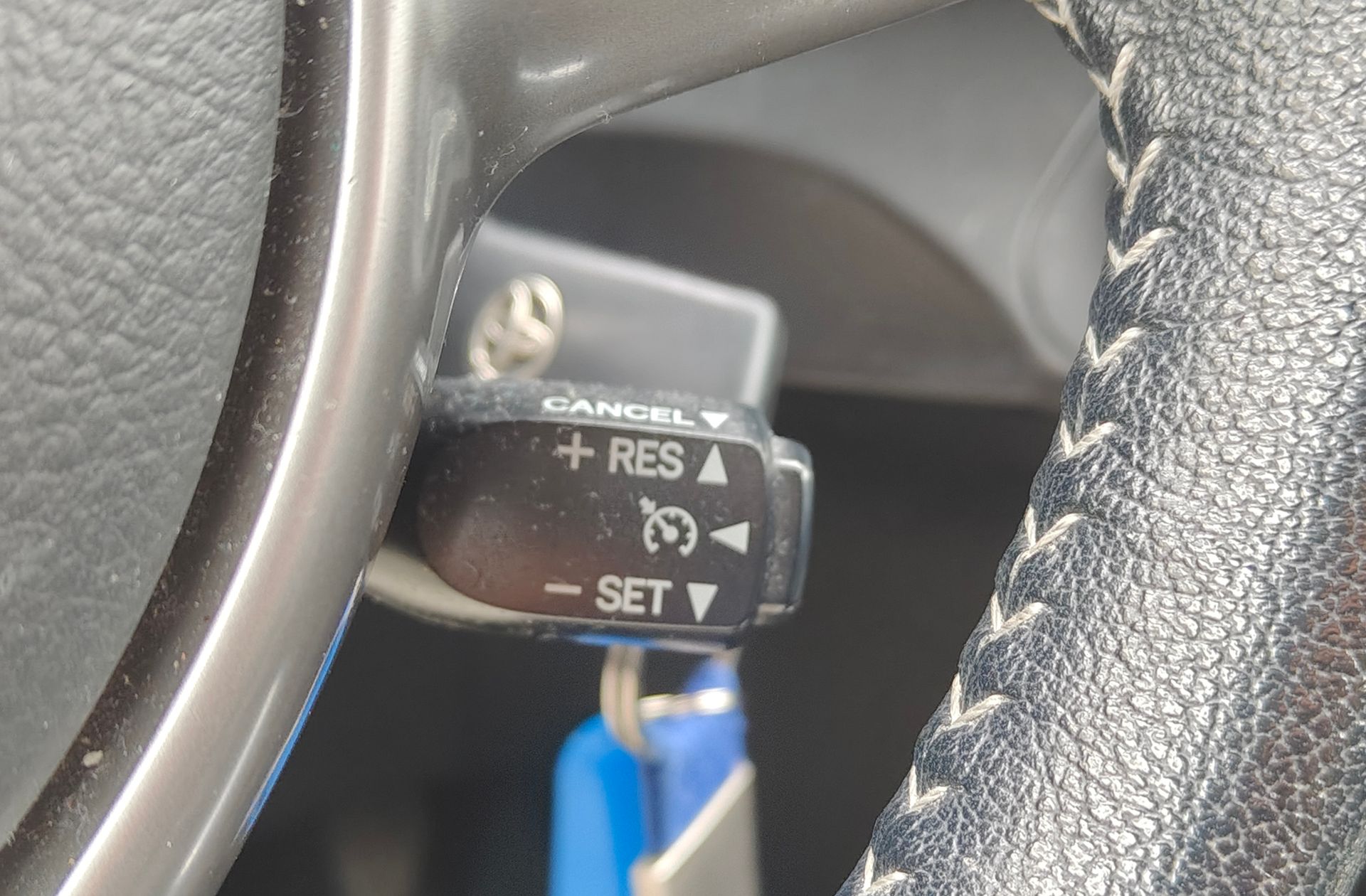 Toyota Yaris 1.3 Feel - foto 24
