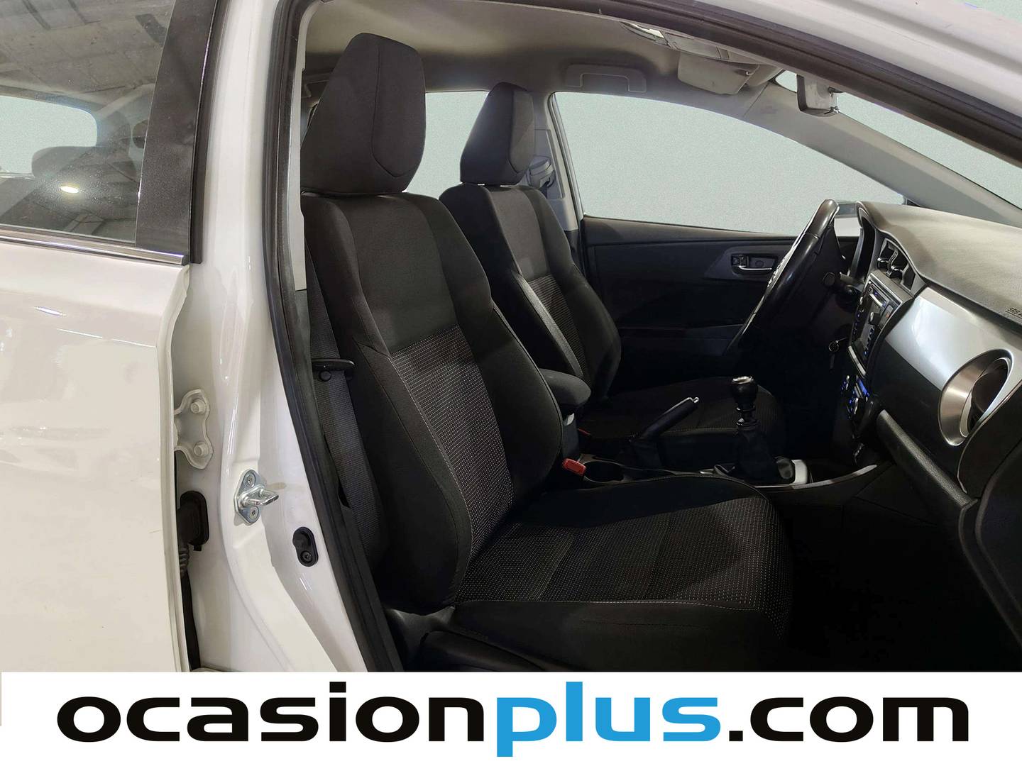 Toyota Auris Toyota Auris 130 Active (132 CV) gasolina