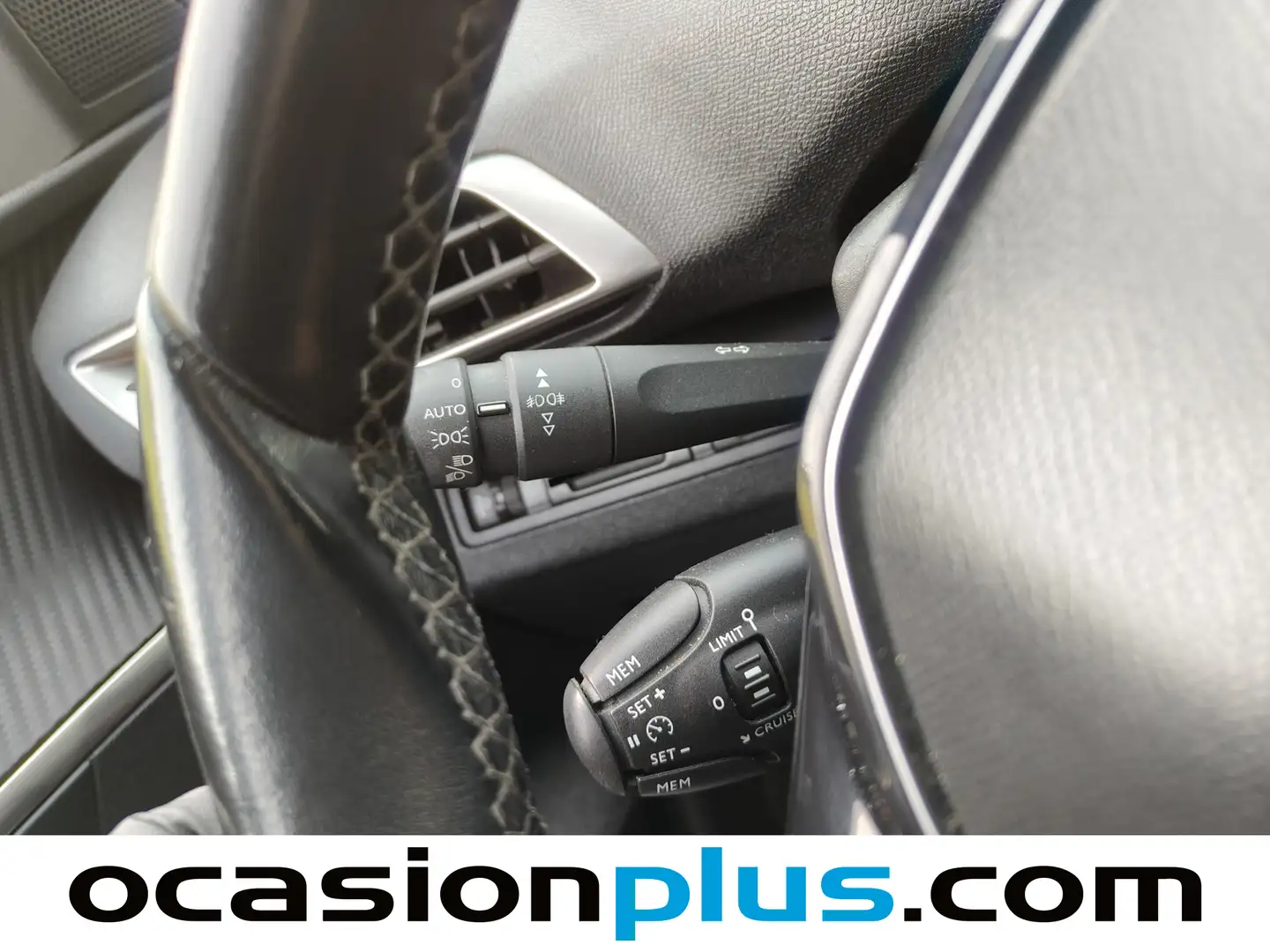 Foto Peugeot 3008 Peugeot 3008 PureTech 130 S&S Active (130 CV)