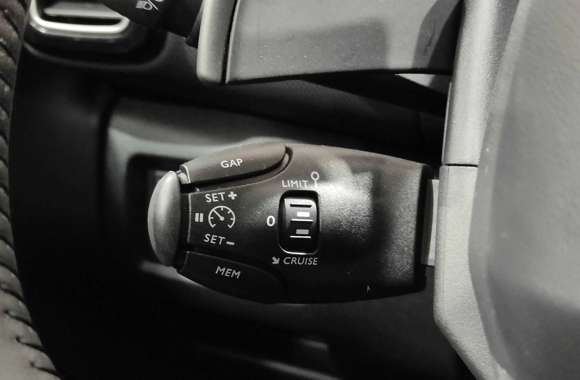 Citroën C5 Aircross Plug-in Hybrid 180 Plus e-EAT8 - foto 29