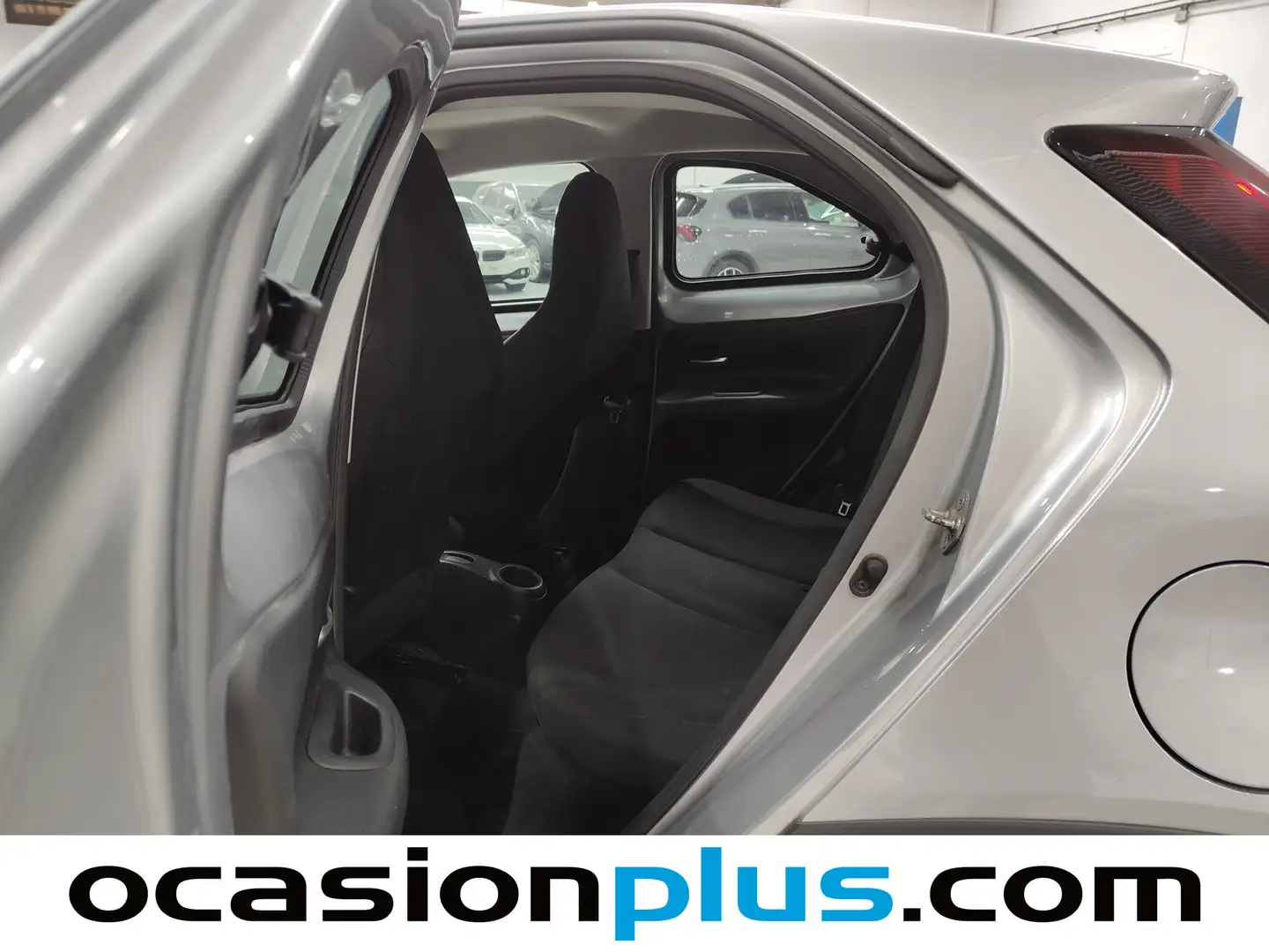 Foto Toyota Aygo X Cross Toyota Aygo X Cross 1.0 VVT-I Play  (72 CV)