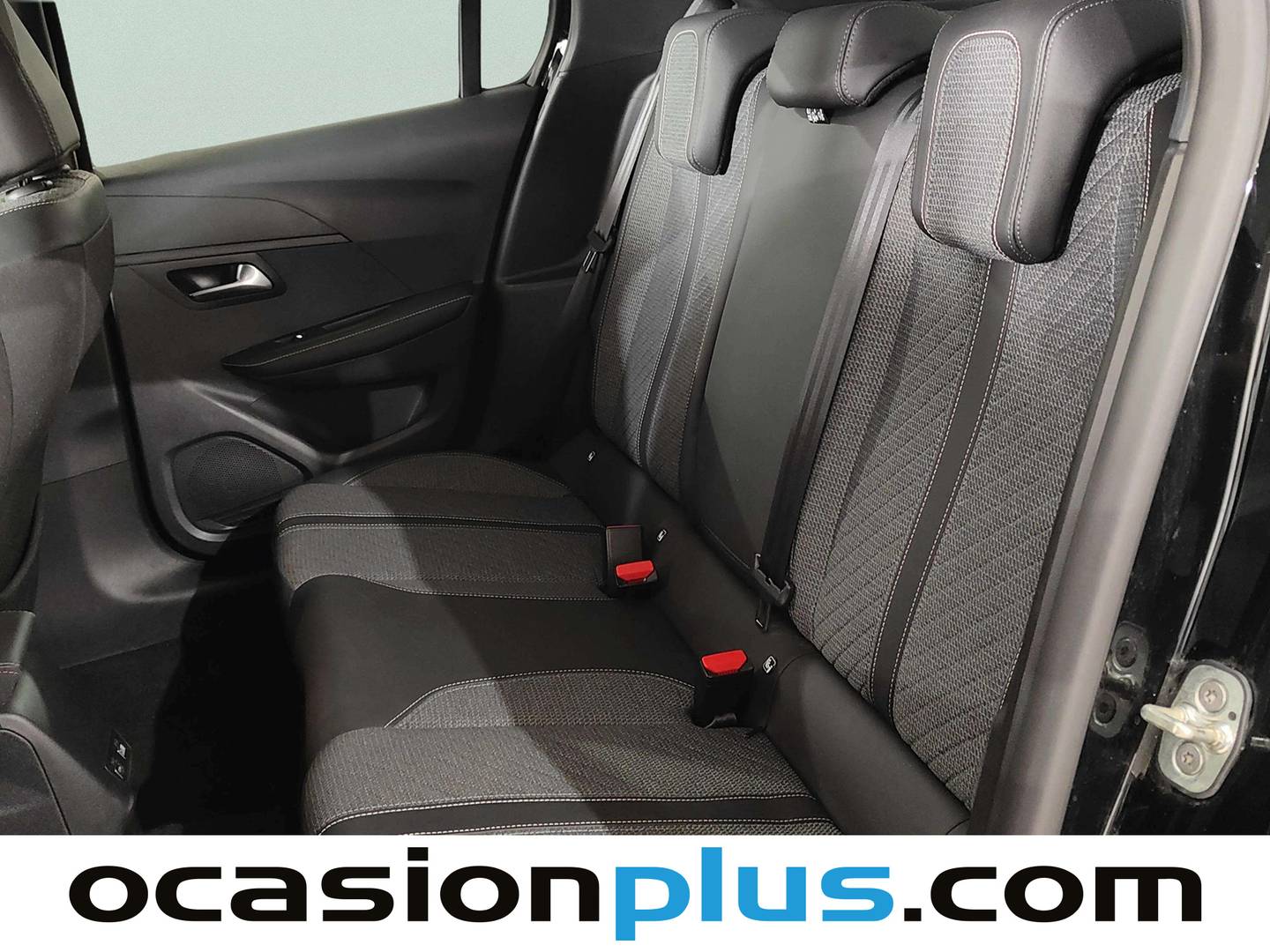 Foto asientos traseros Peugeot 208 Peugeot 208 Gasolina 100 Allure (100 CV)