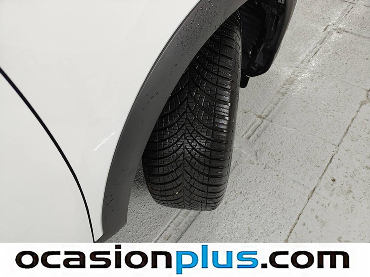 Foto Citroën C5 Aircross Citroen C5 Aircross PureTech 130 S&S Shine Pack EAT8 (131 CV)