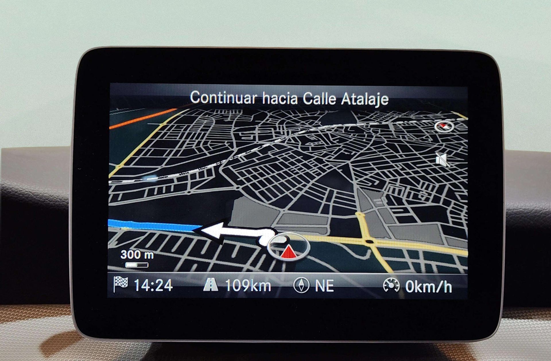 Mercedes-Benz GLA 200 - foto 7