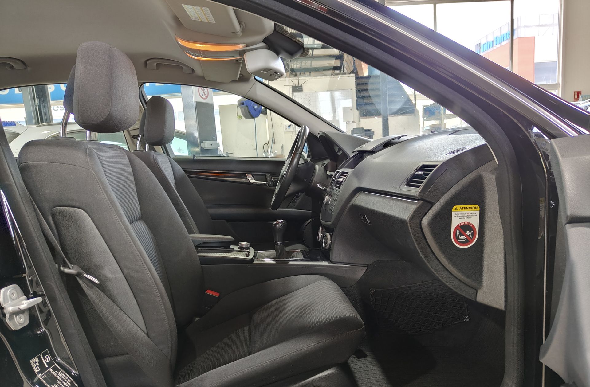 Mercedes-Benz Clase C 180 K Blue Efficiency Elegance - foto 14