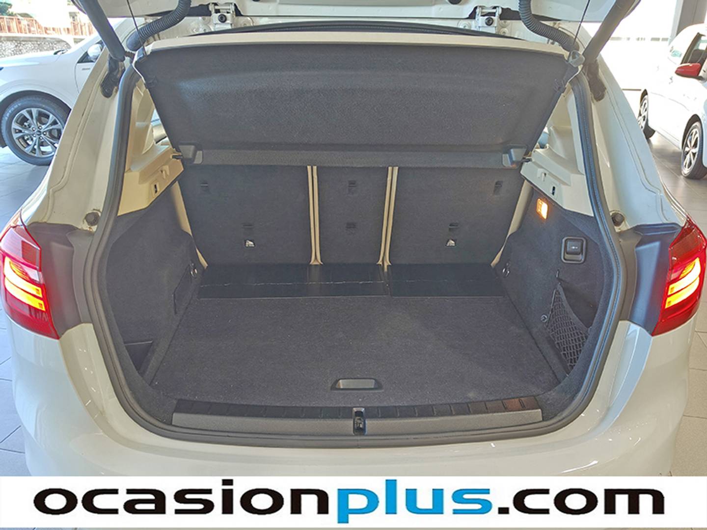 Foto BMW Serie 2 Active Tourer BMW Serie 2 218d Active Tourer (150 CV)