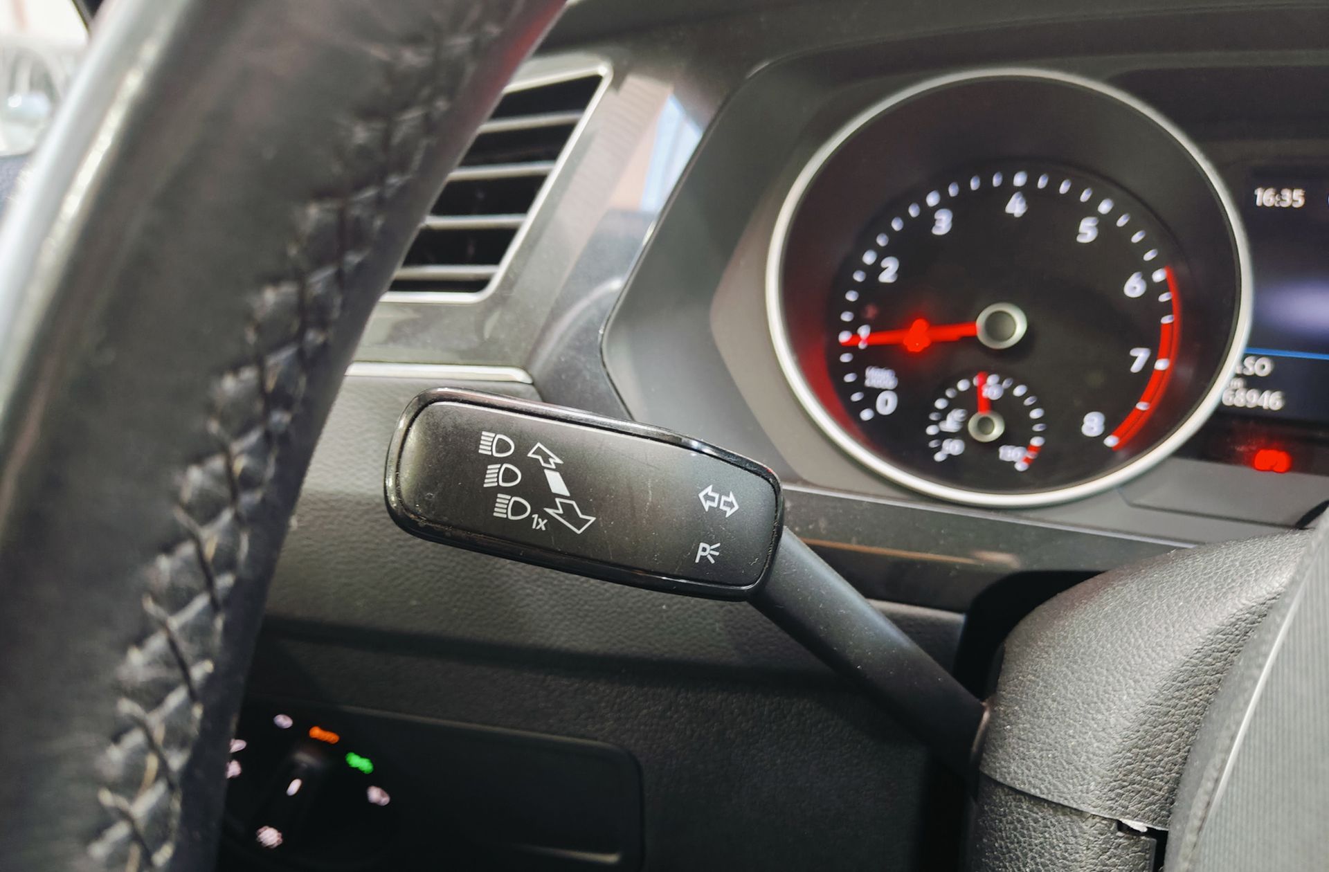 Volkswagen Tiguan Life 1.5 TSI DSG - foto 29