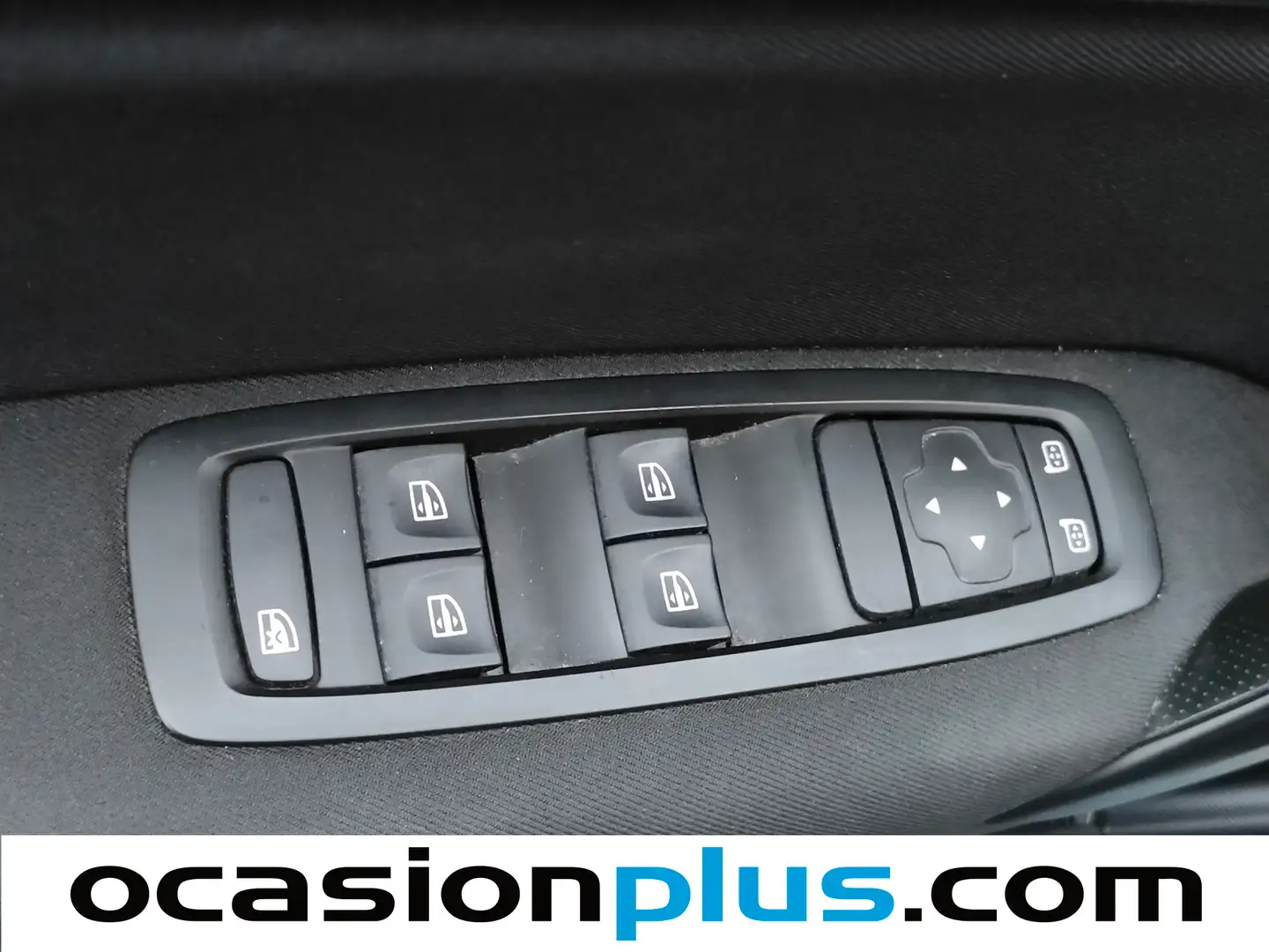 Foto Renault Mégane Renault Megane Limited TCe (140 CV) GPF