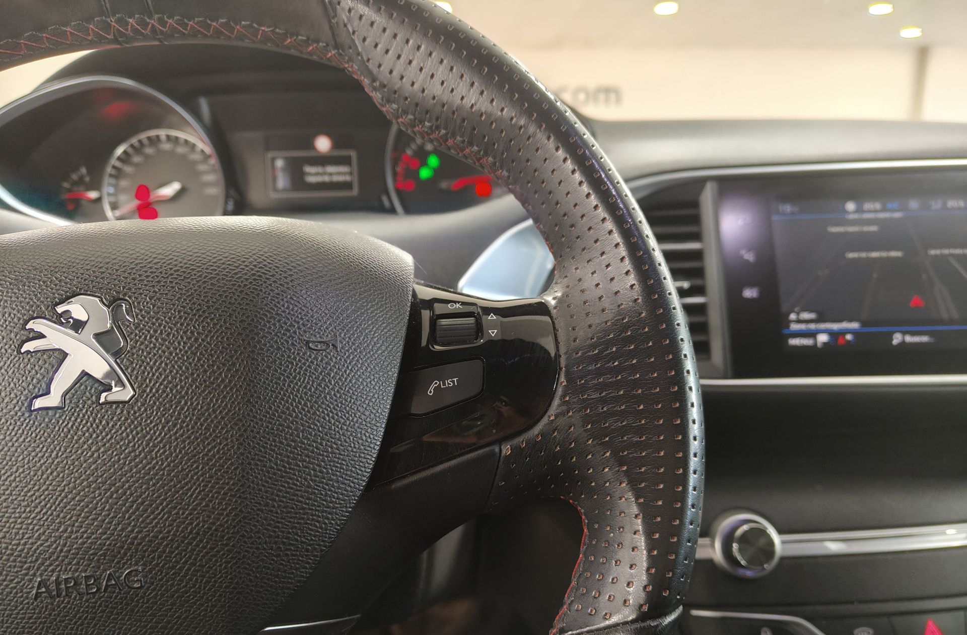 Peugeot 308 BlueHDi 150 GT Line - foto 24