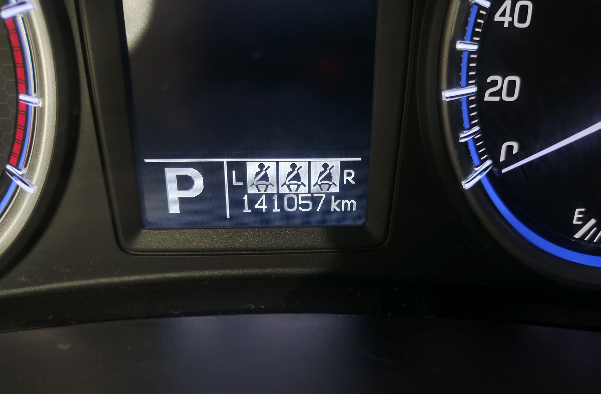 Suzuki S-Cross 1.6 Ddis GLX 4WD DCT - foto 10