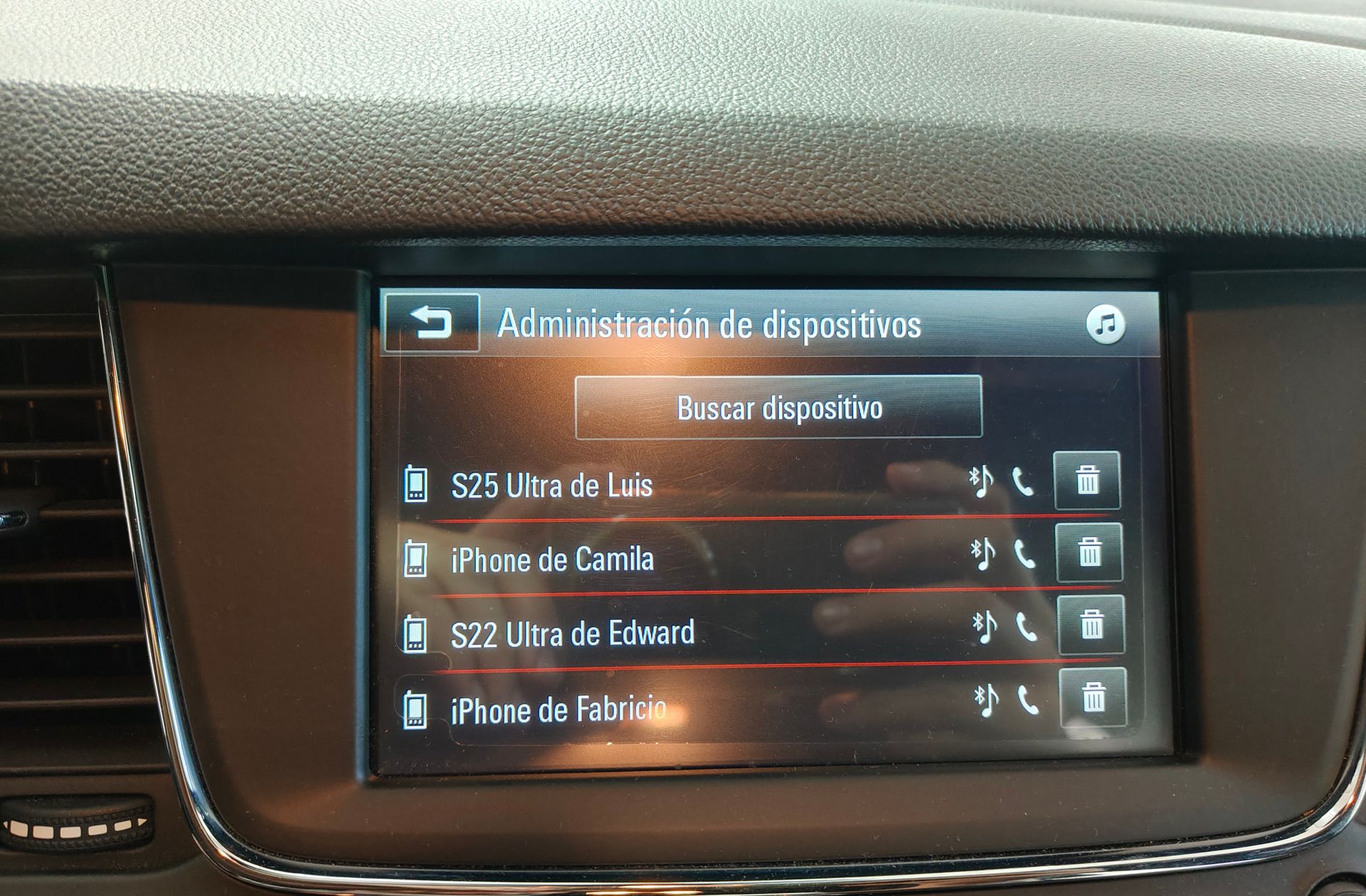 Opel Astra 1.6 CDTi Dynamic - foto 31