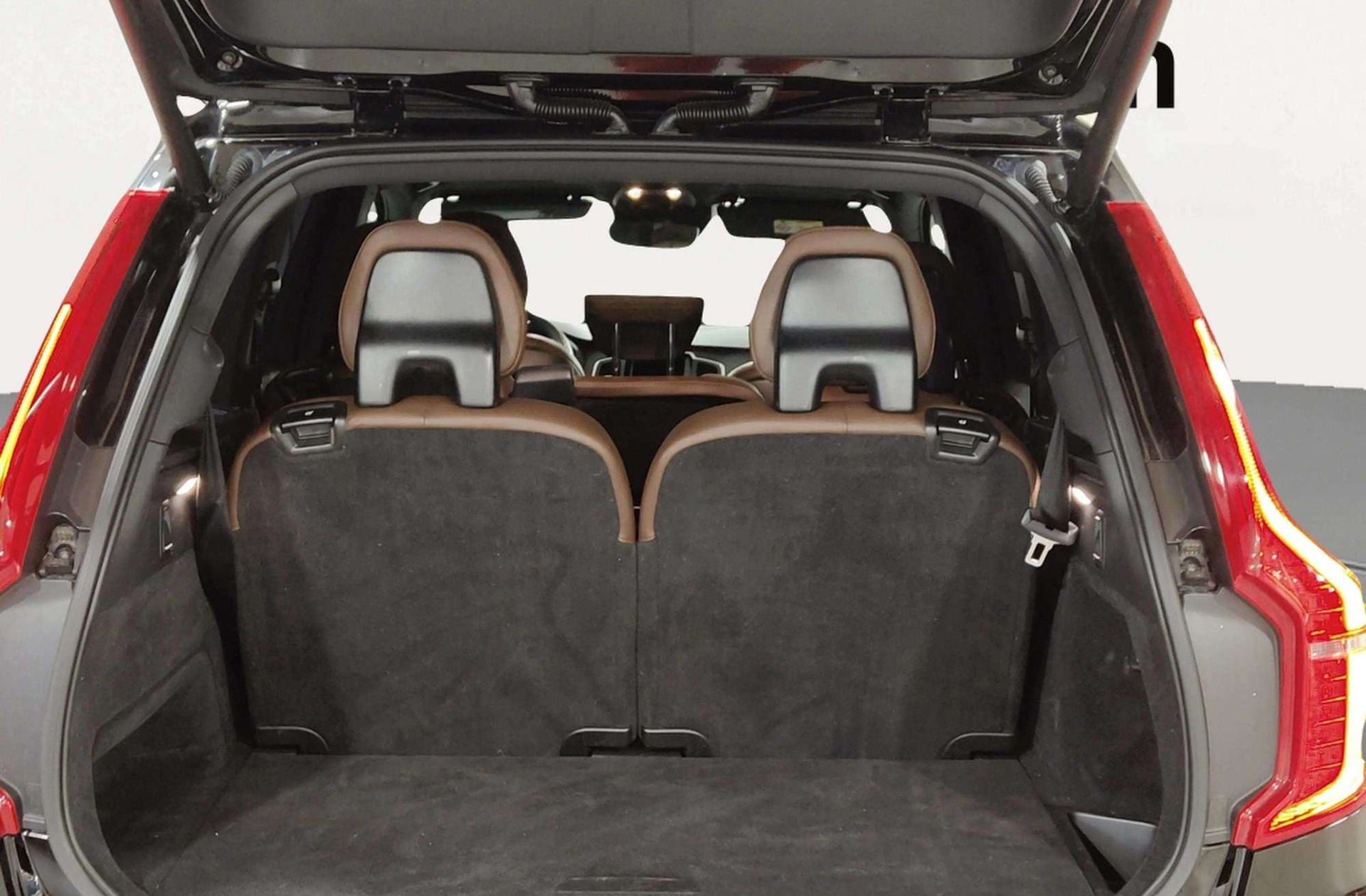Volvo XC90 B5 G Momentum Pro AWD 7 plazas - foto 18