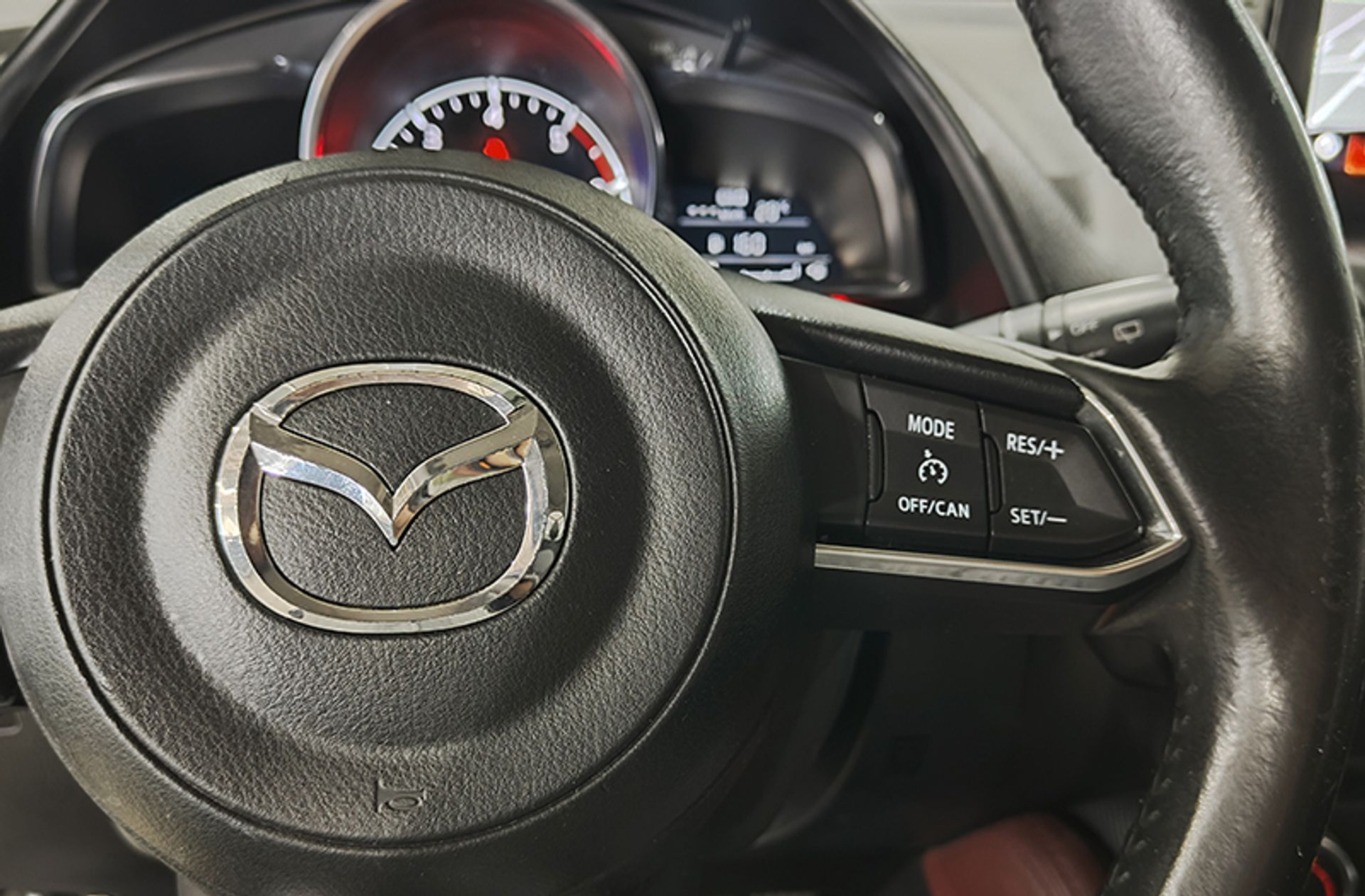 Mazda CX-3 1.5 DE Skyactiv Luxury 2WD - foto 26