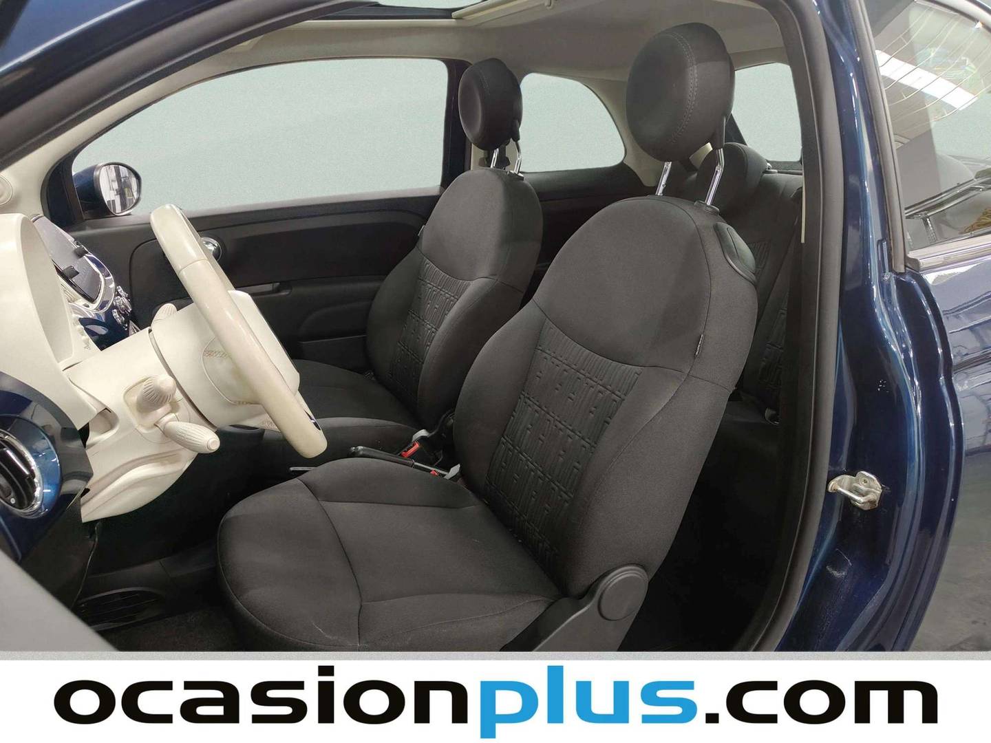 Foto asientos delanteros Fiat 500 Fiat 500 1.0 Hybrid Dolcevita (70 CV)
