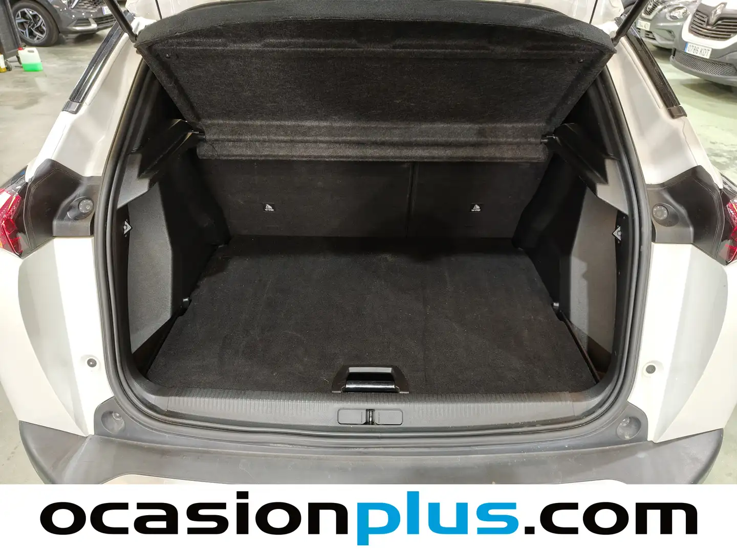 Foto Peugeot 2008 Peugeot 2008 PureTech 100 S&S Allure (100 CV)