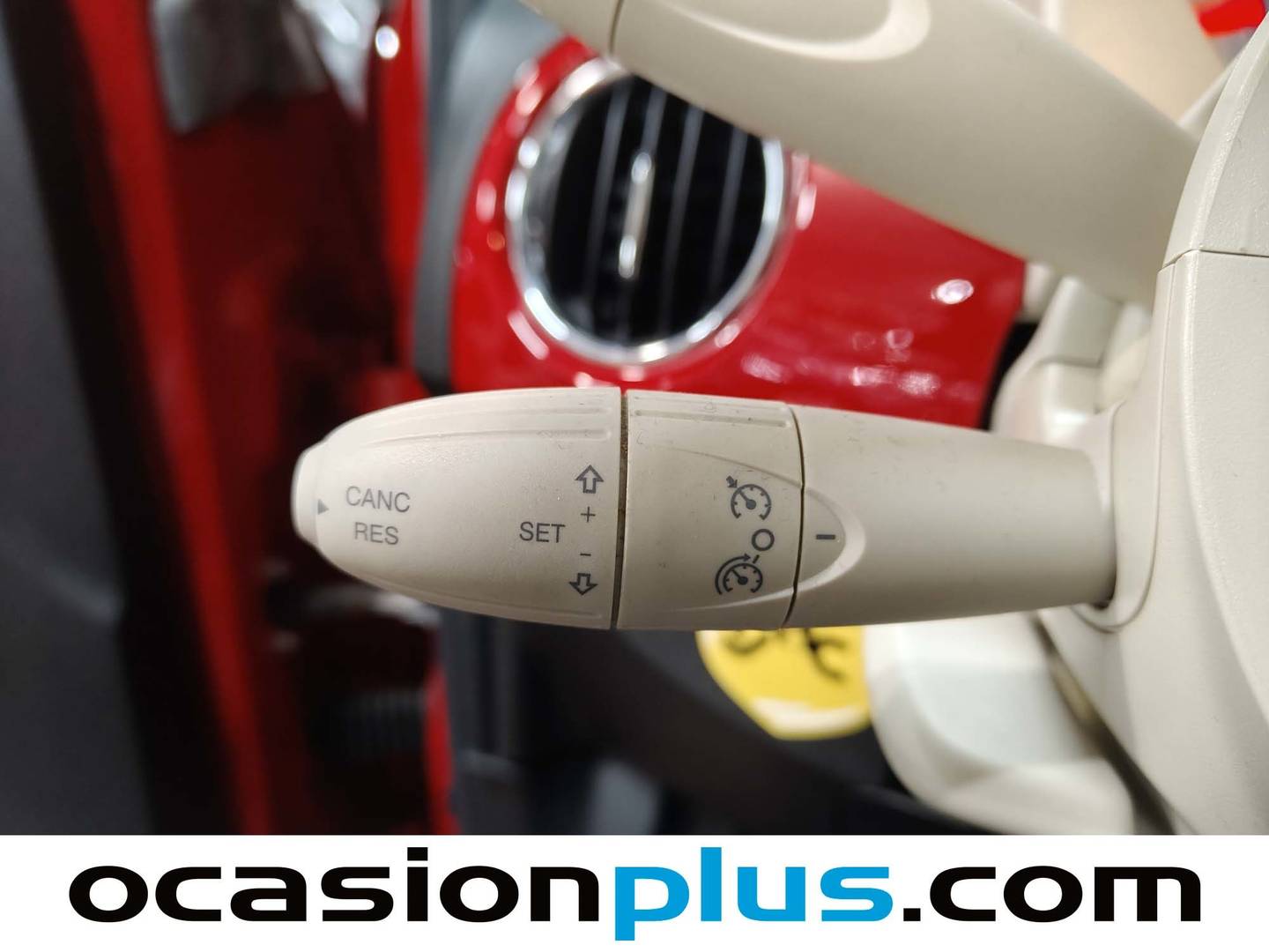 Foto Fiat 500 Fiat 500 1.2 8v Lounge  (69 CV)