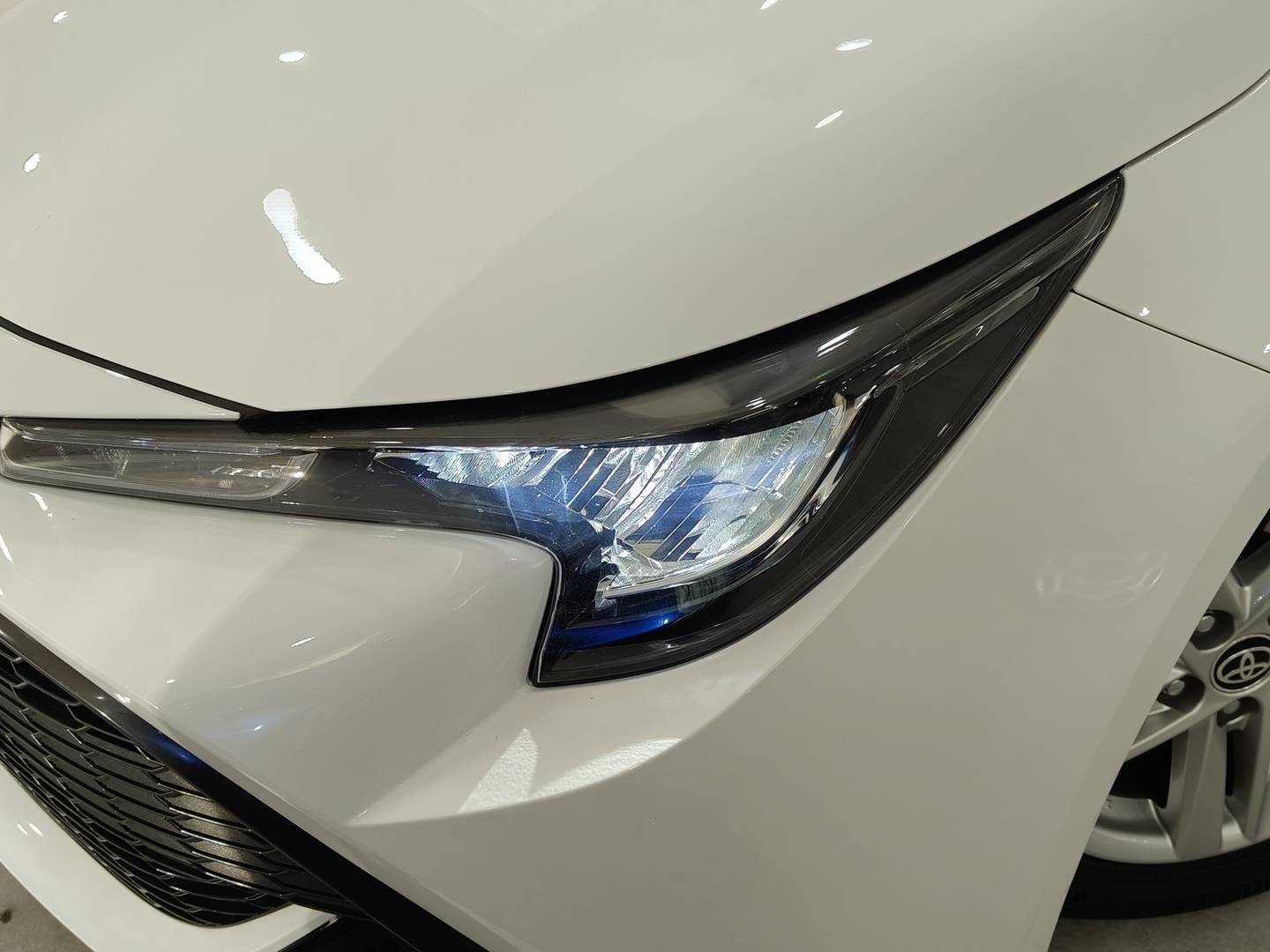 Foto Toyota Corolla Toyota Corolla 1.8 125 Híbrido Active Tech E-CVT (122 CV)