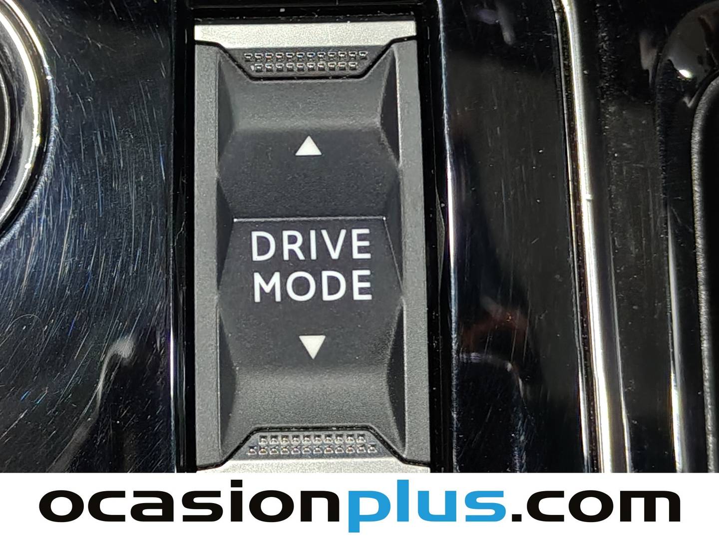 Foto Peugeot 3008 Hybrid Peugeot 3008 Hybrid 300 Allure Pack e-EAT8 (300 CV)