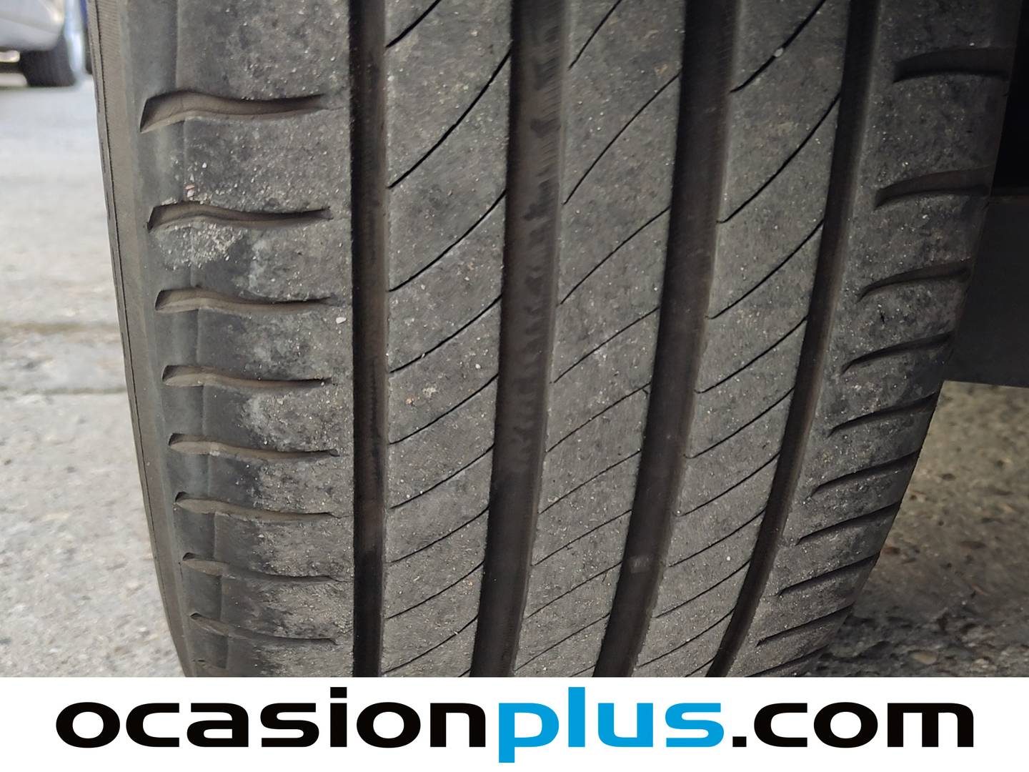 Volkswagen Golf Volkswagen Golf Advance Rabbit 1.2 TSI (105 CV) gasolina