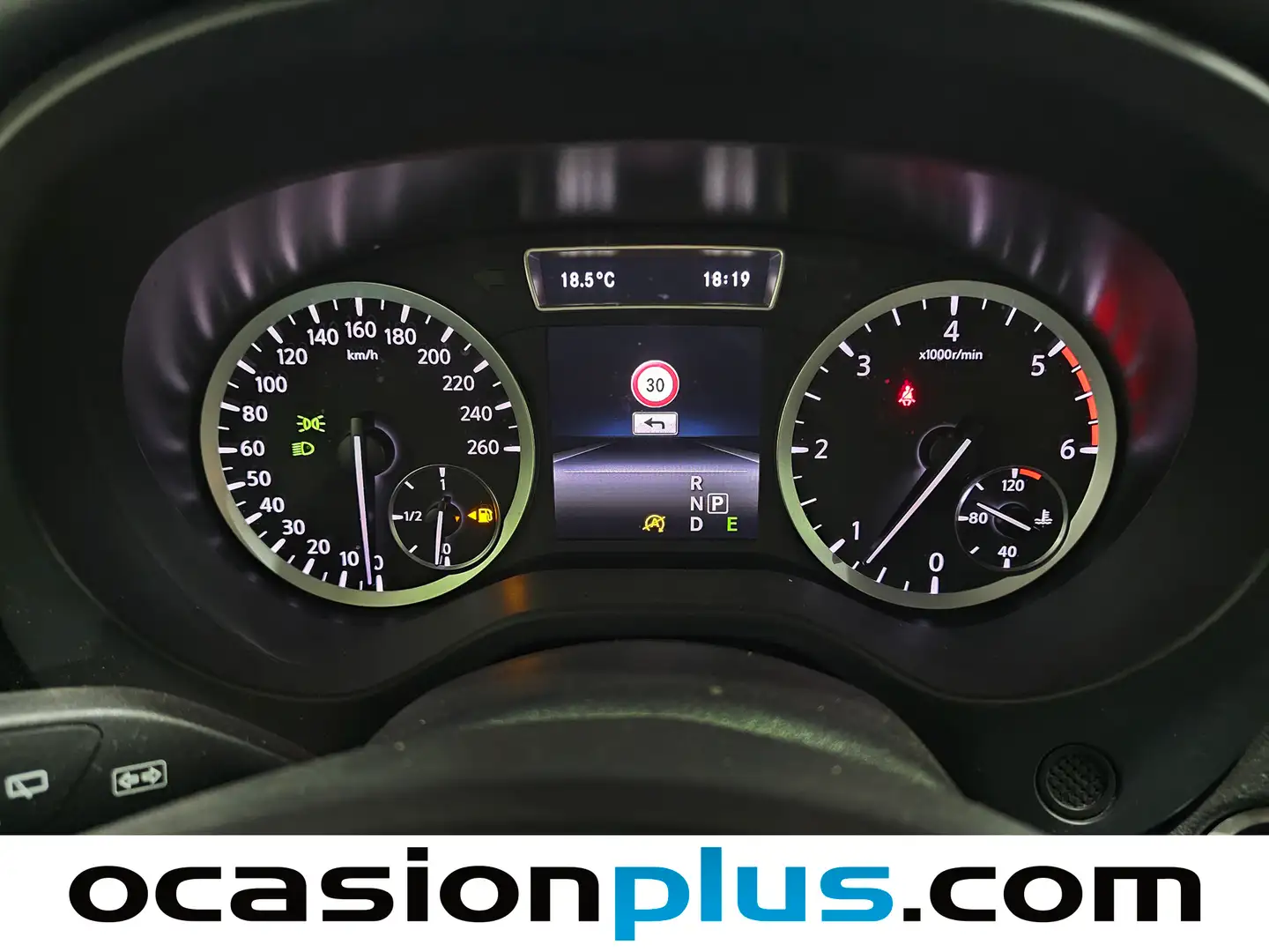 Foto Infiniti Q30 Infiniti Q30 2.2D Sport 7DCT (170 CV)