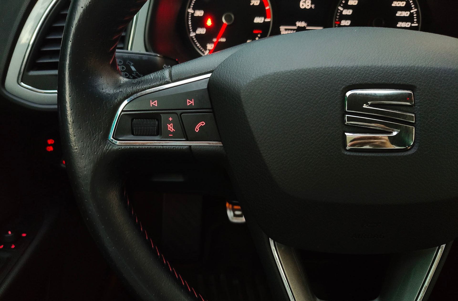 SEAT León ST 1.8 TSI FR - foto 26