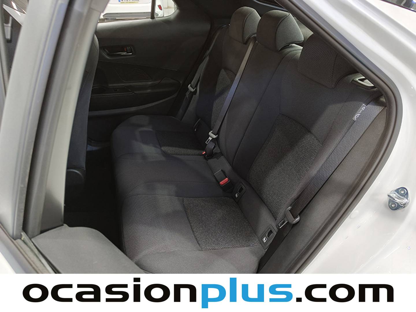 Toyota C-HR Toyota C-HR 1.8 140H Active (140 CV) de segunda mano