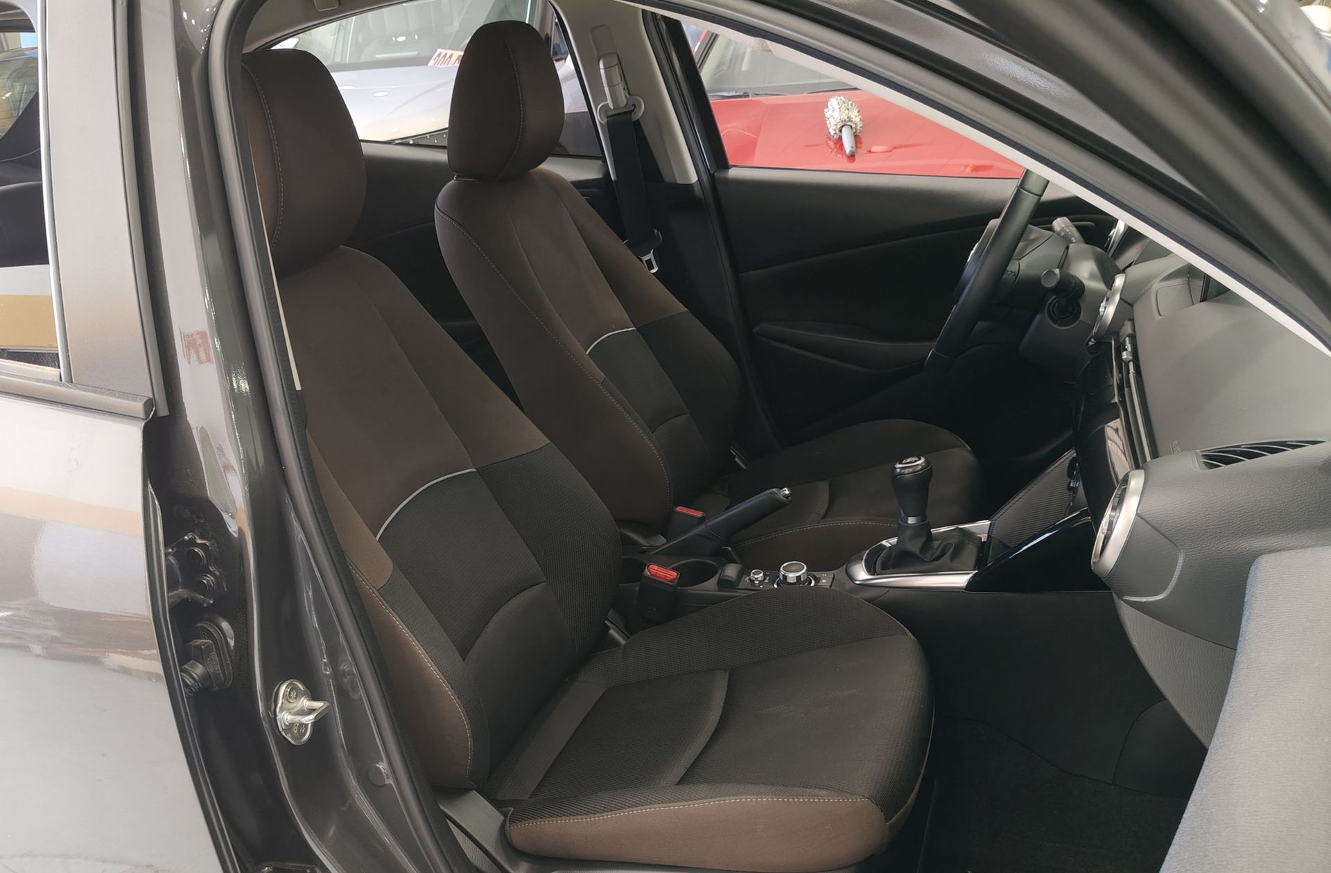 Mazda Mazda2 1.5 GE Origin - foto 16