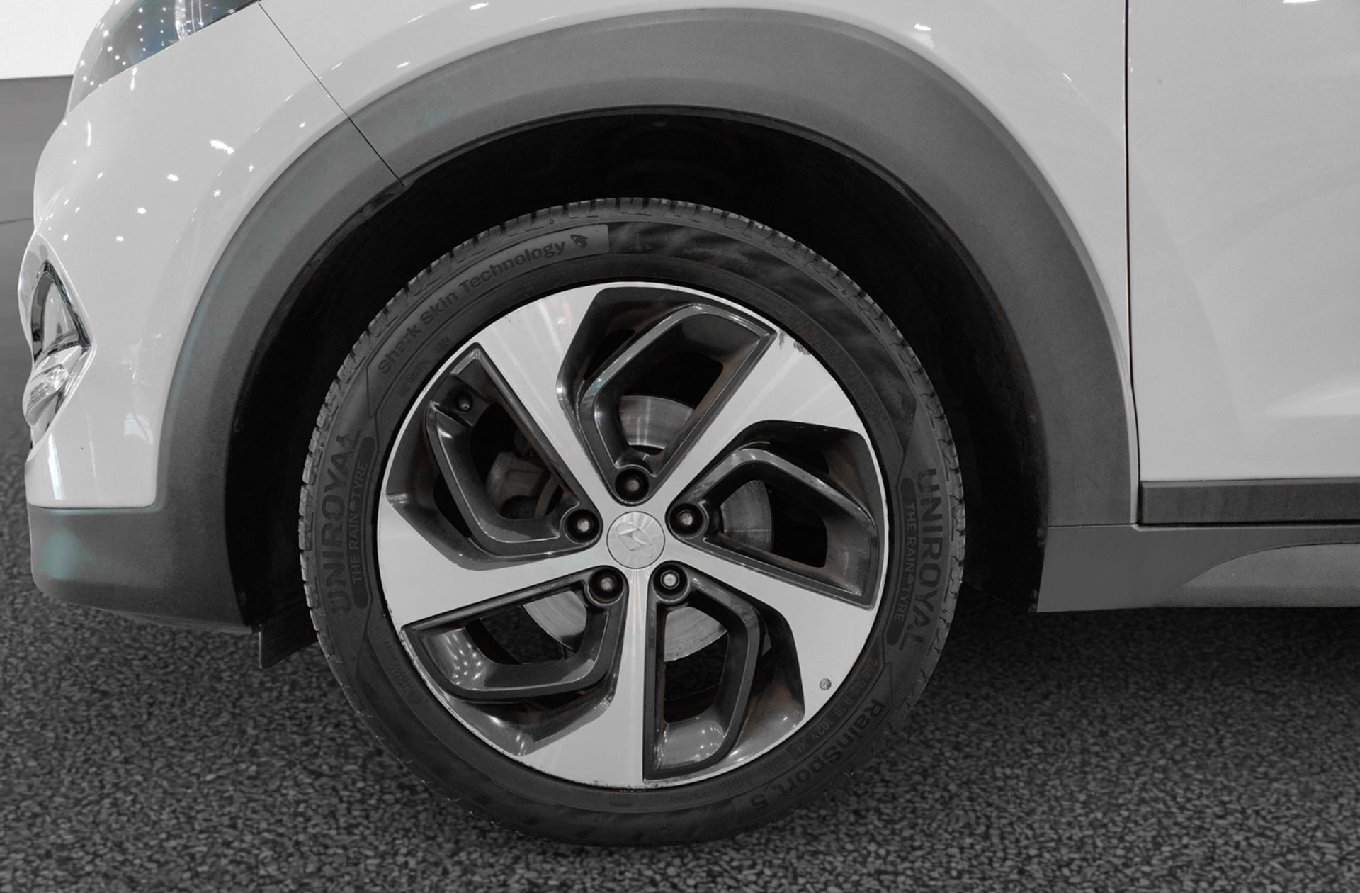 Hyundai Tucson 2.0 CRDi Tecno Sky 4x4 - foto 37