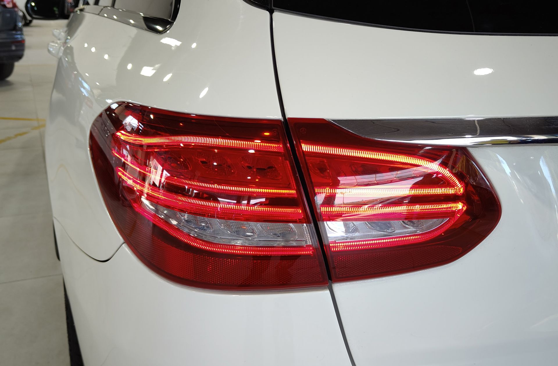 Mercedes-Benz Clase C Estate 220 d AMG Line - foto 14