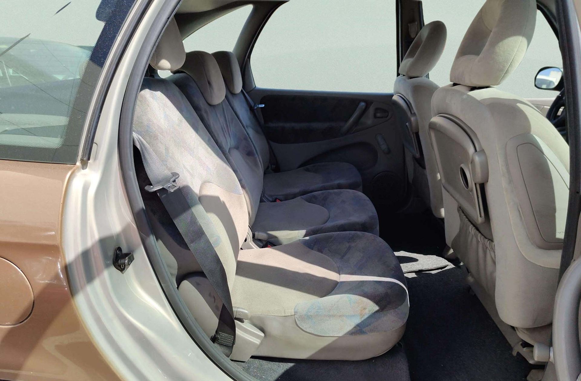 Citroën Xsara Picasso 2.0 HDi - foto 10