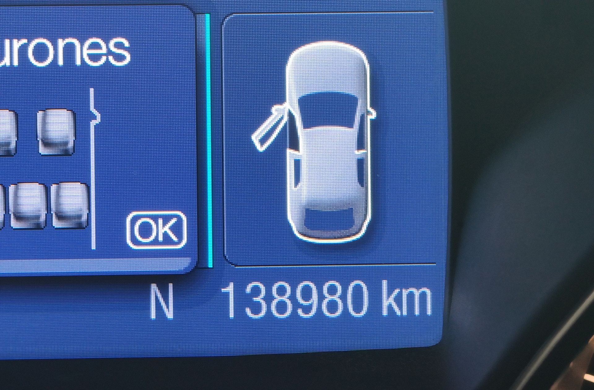 Ford Kuga 2.0 TDCi Titanium 4x4 Powershift - foto 7