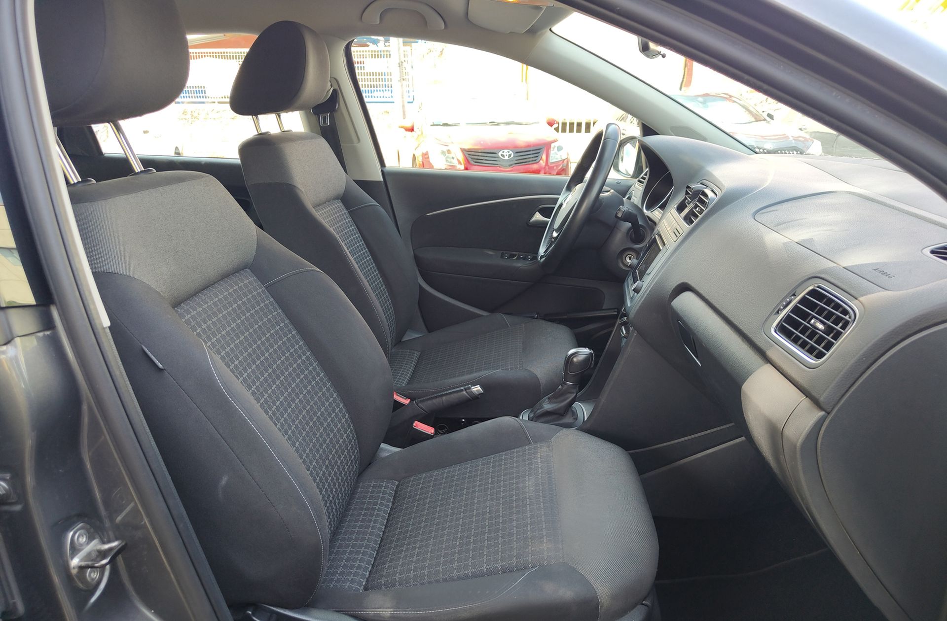 Volkswagen Polo Advance 1.2 TSI BMT DSG - foto 14