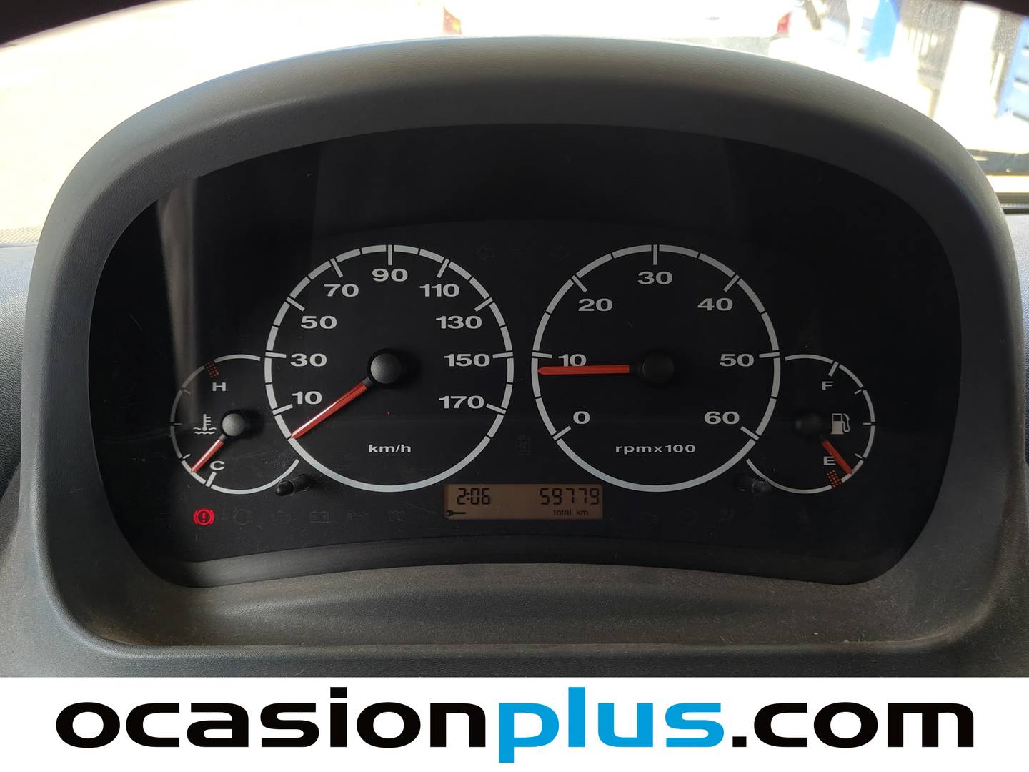 Foto Benimar ANTHUS Benimar ANTHUS 2.3 Diesel 5000 LF (110 CV) 4 Plazas