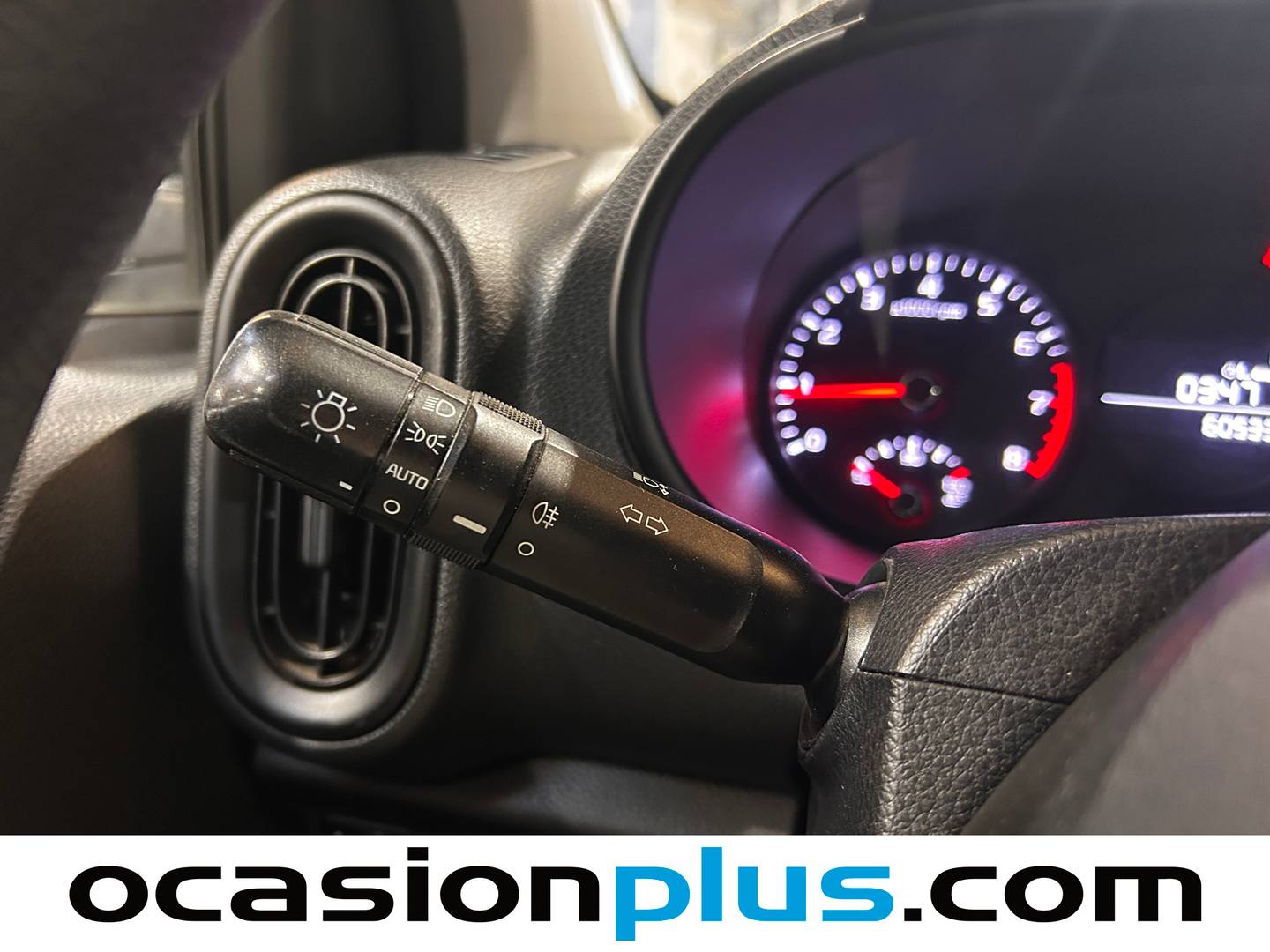 Extras y acabados del KIA Picanto KIA Picanto 1.0 CVVT Concept Pack Comfort (67 CV)