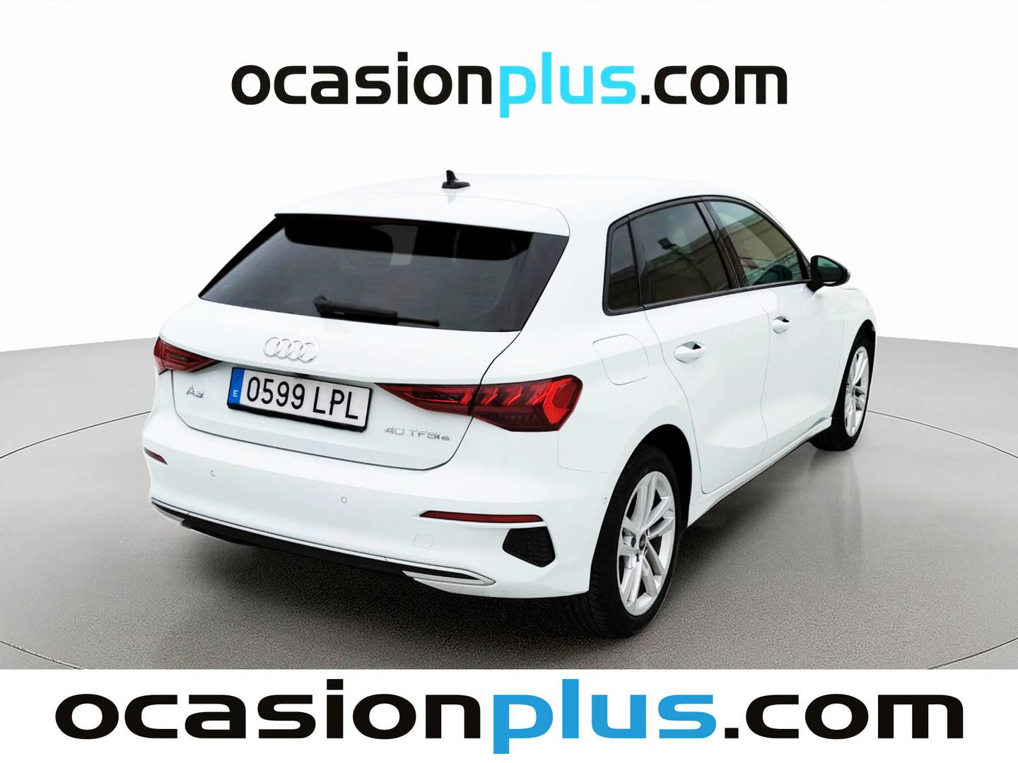 Foto trasera Audi A3 Audi A3 Sportback TFSIe 40 TFSI e (204 CV) S tronic derecha