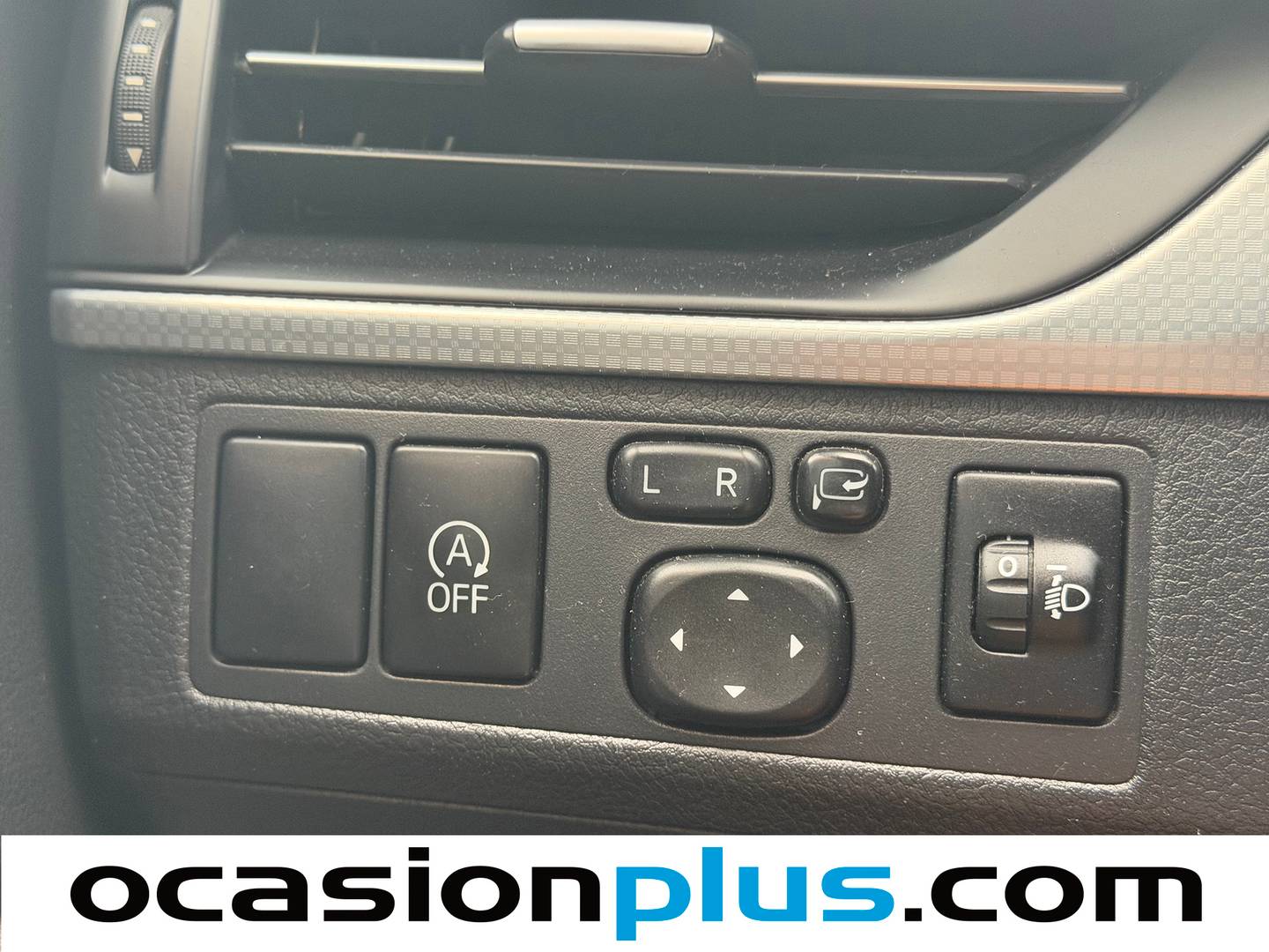 Acabados Toyota Avensis Toyota Avensis 150D Touring Sports Advance (143 CV)