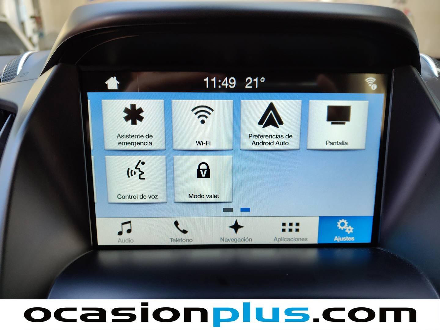 Extras y acabados del Ford Kuga Ford Kuga 2.0 TDCI S&S Business 4x4 (150 CV)