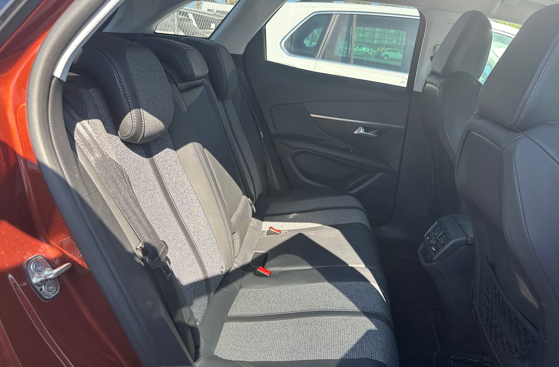 Peugeot 3008 PureTech 130 Allure - foto 15