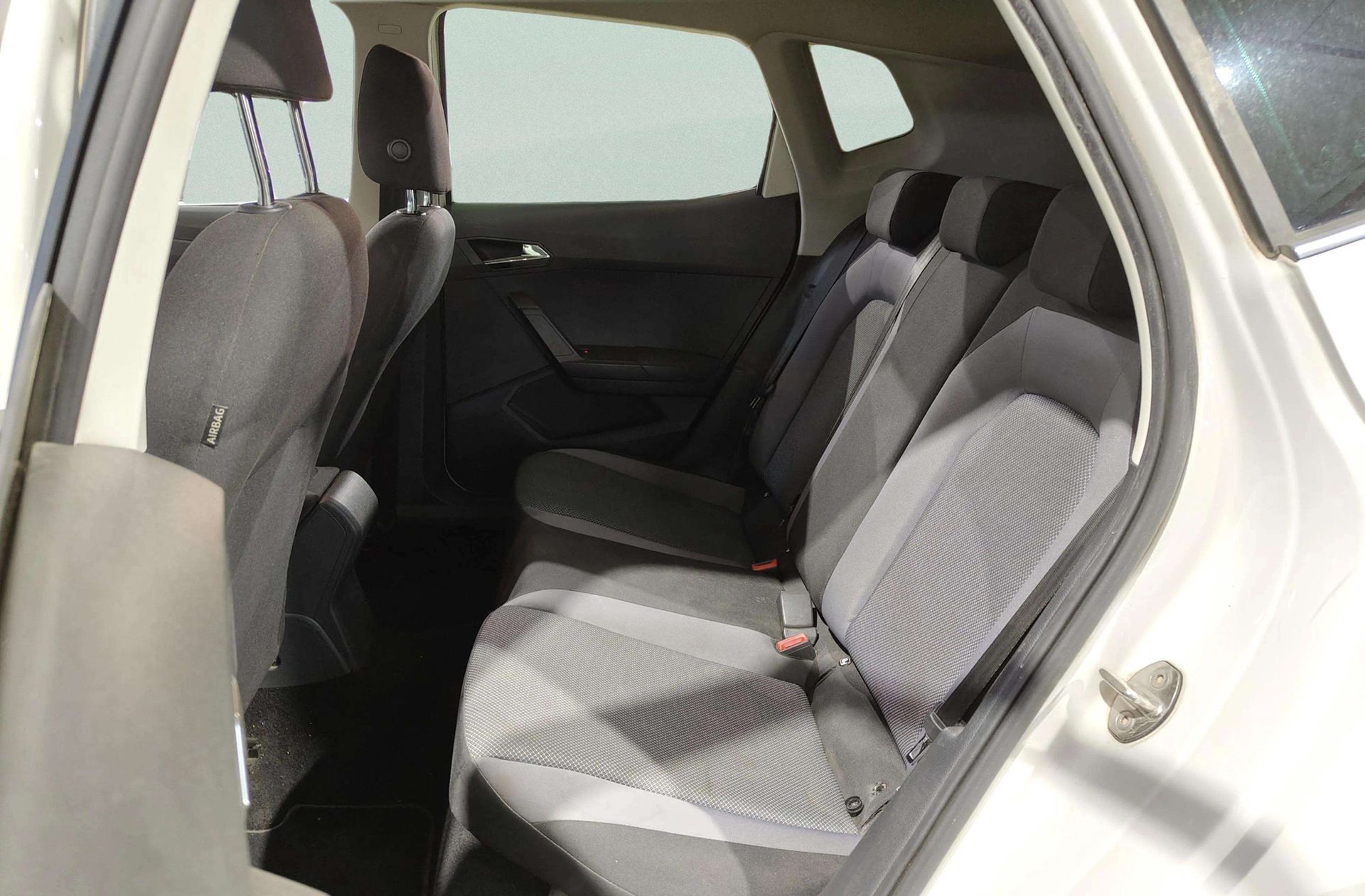 SEAT Arona 1.0 TSI Ecomotive Style - foto 11
