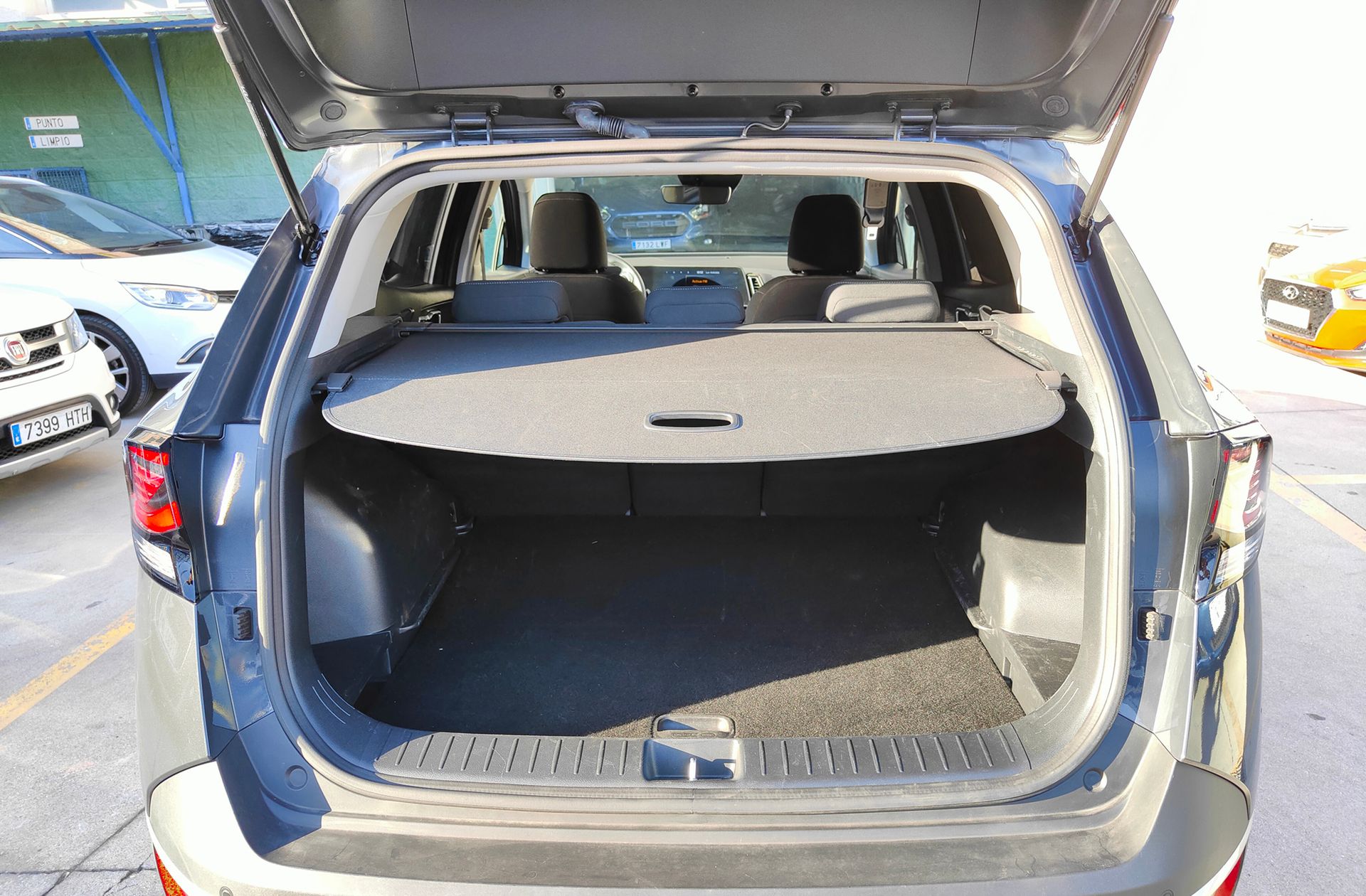 Kia Sportage 1.6 T-GDi Concept 4x2 - foto 17
