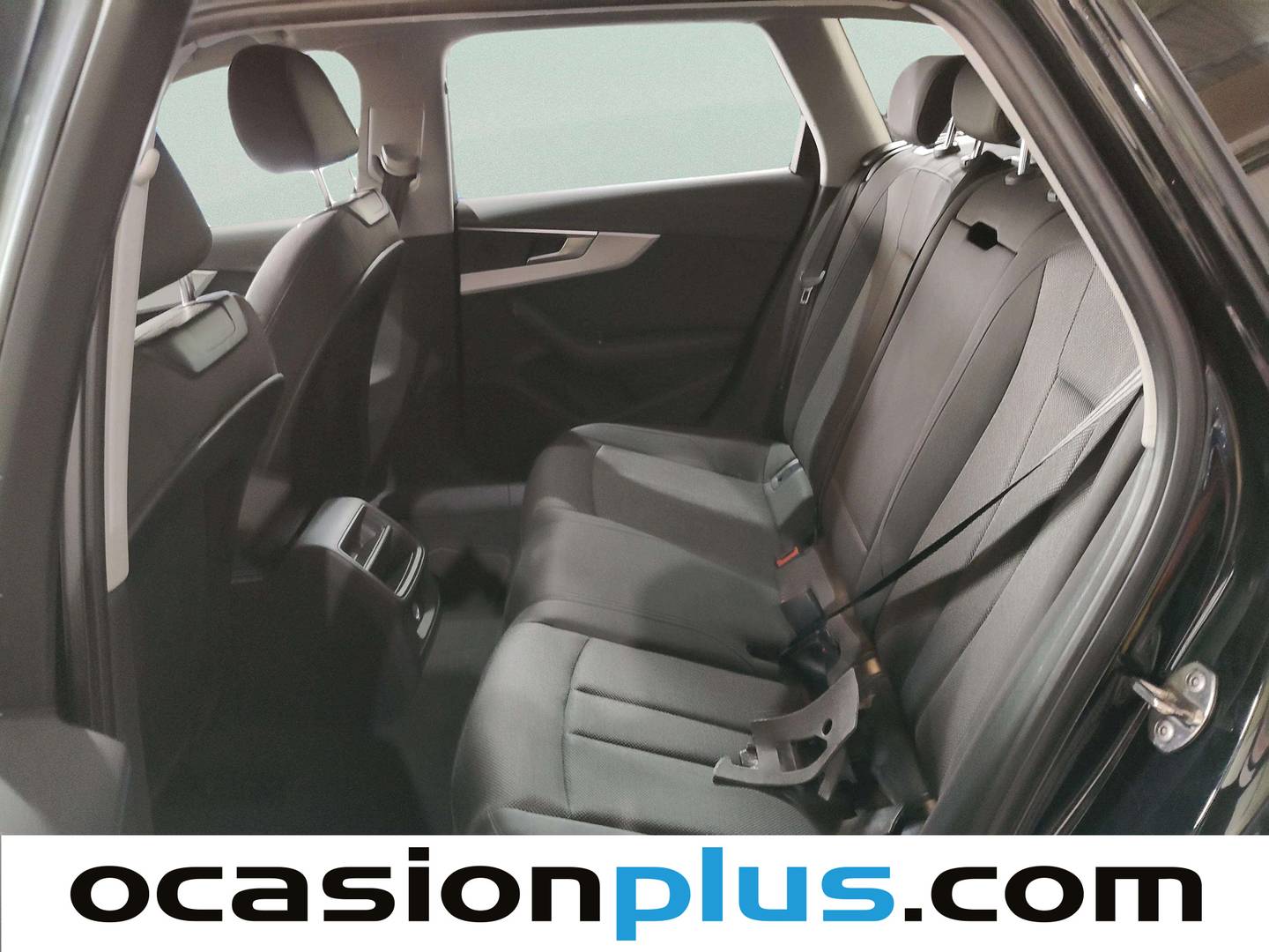 Foto asientos traseros Audi A4 Audi A4 Avant Advanced 35 TFSI (150 CV) S tronic