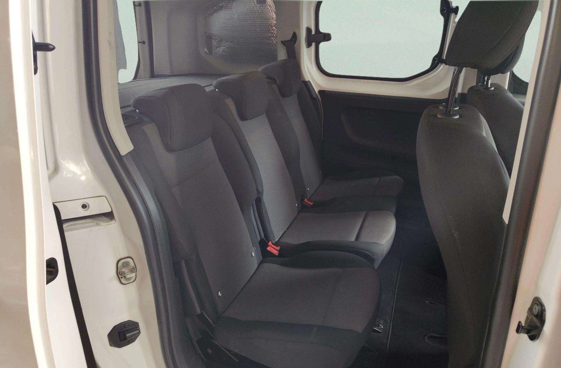 Peugeot Rifter BlueHDi 100 Access Standard - foto 13
