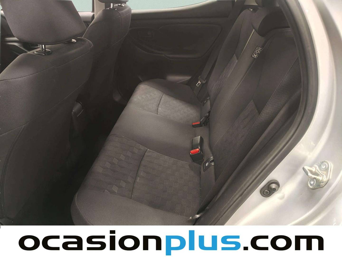 Foto Toyota Yaris Toyota Yaris 120H Active Plus  (116 CV)