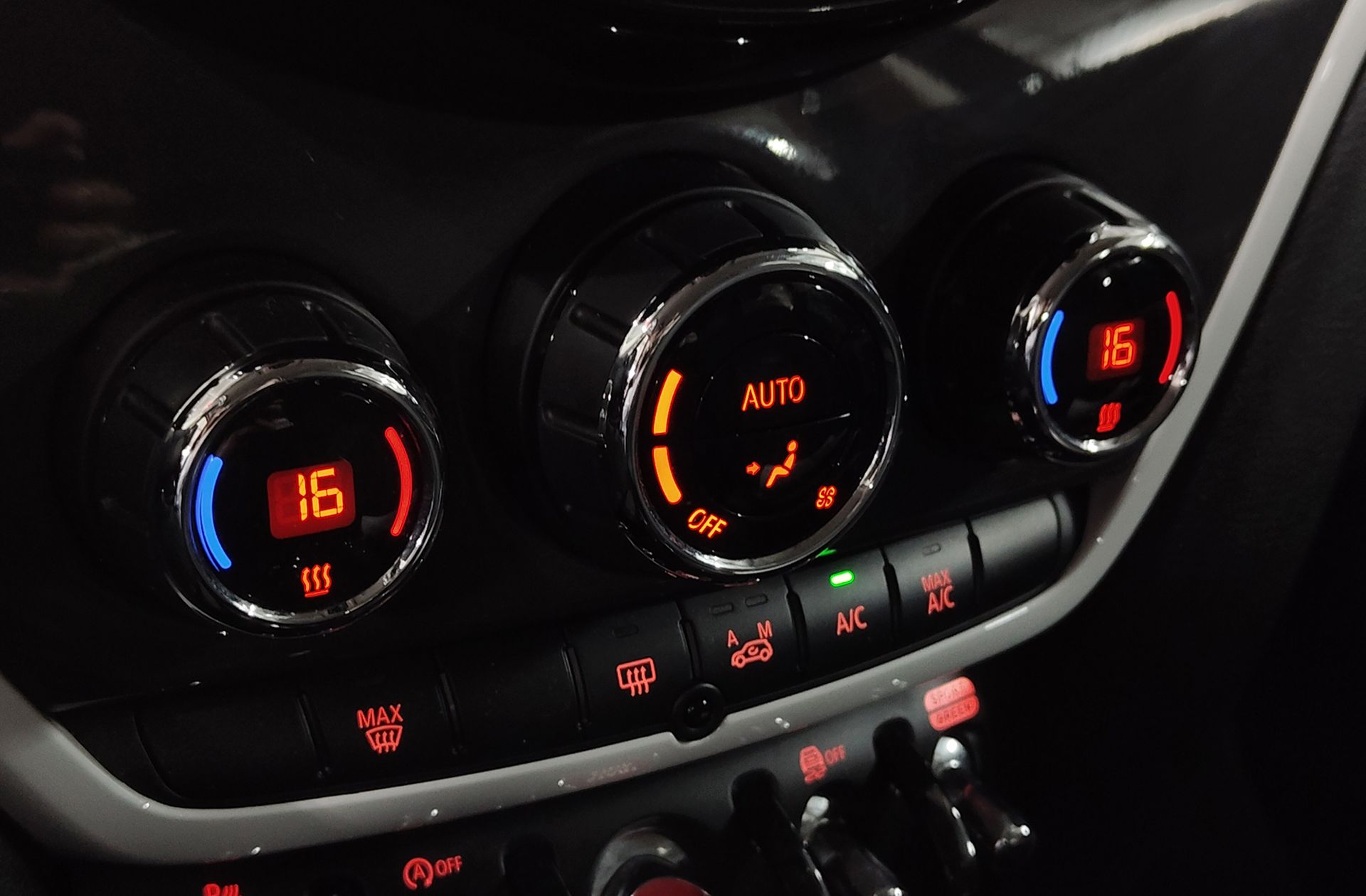 MINI Countryman Cooper S ALL4 - foto 37